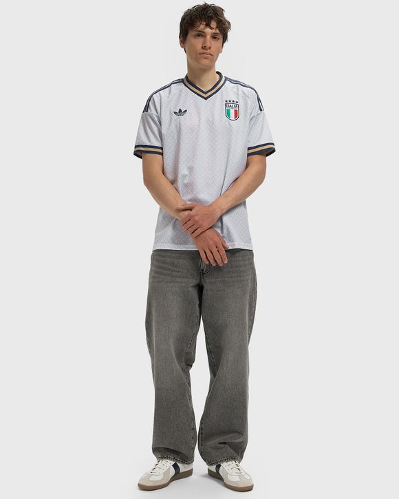 Thumbnail - Italy 26 Away Jersey