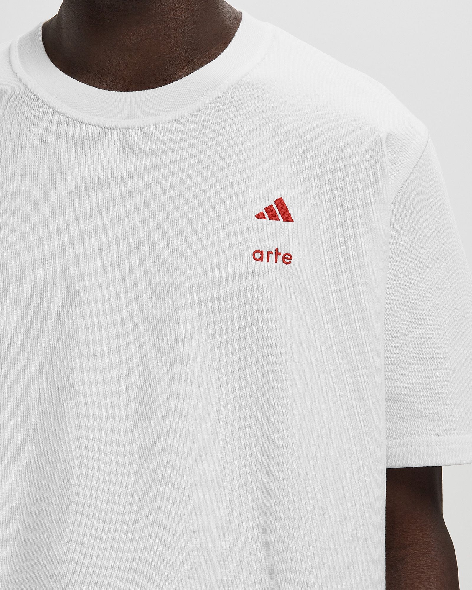 x ARTE TEE