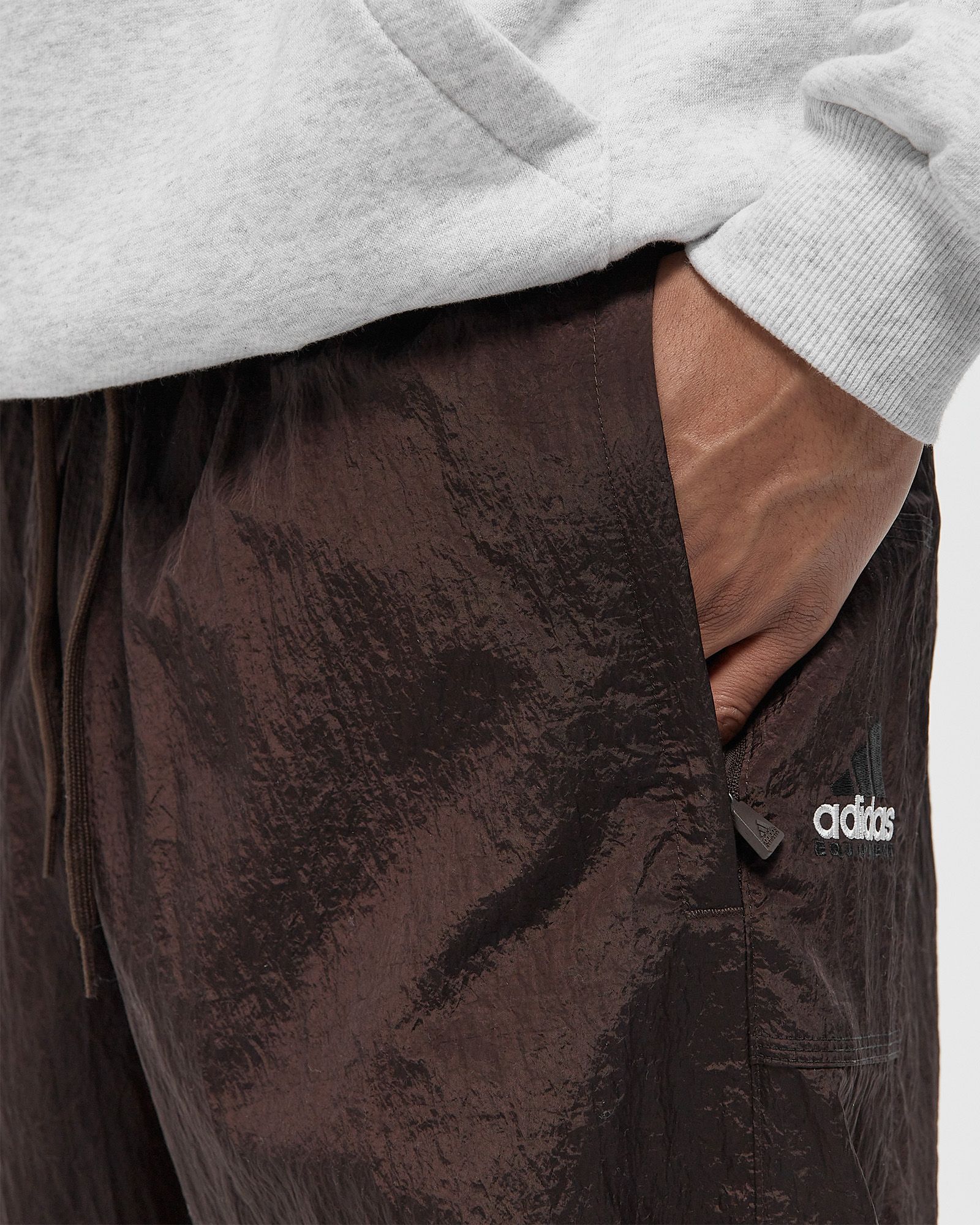 EQT TRACKPANTS IRDSCNT