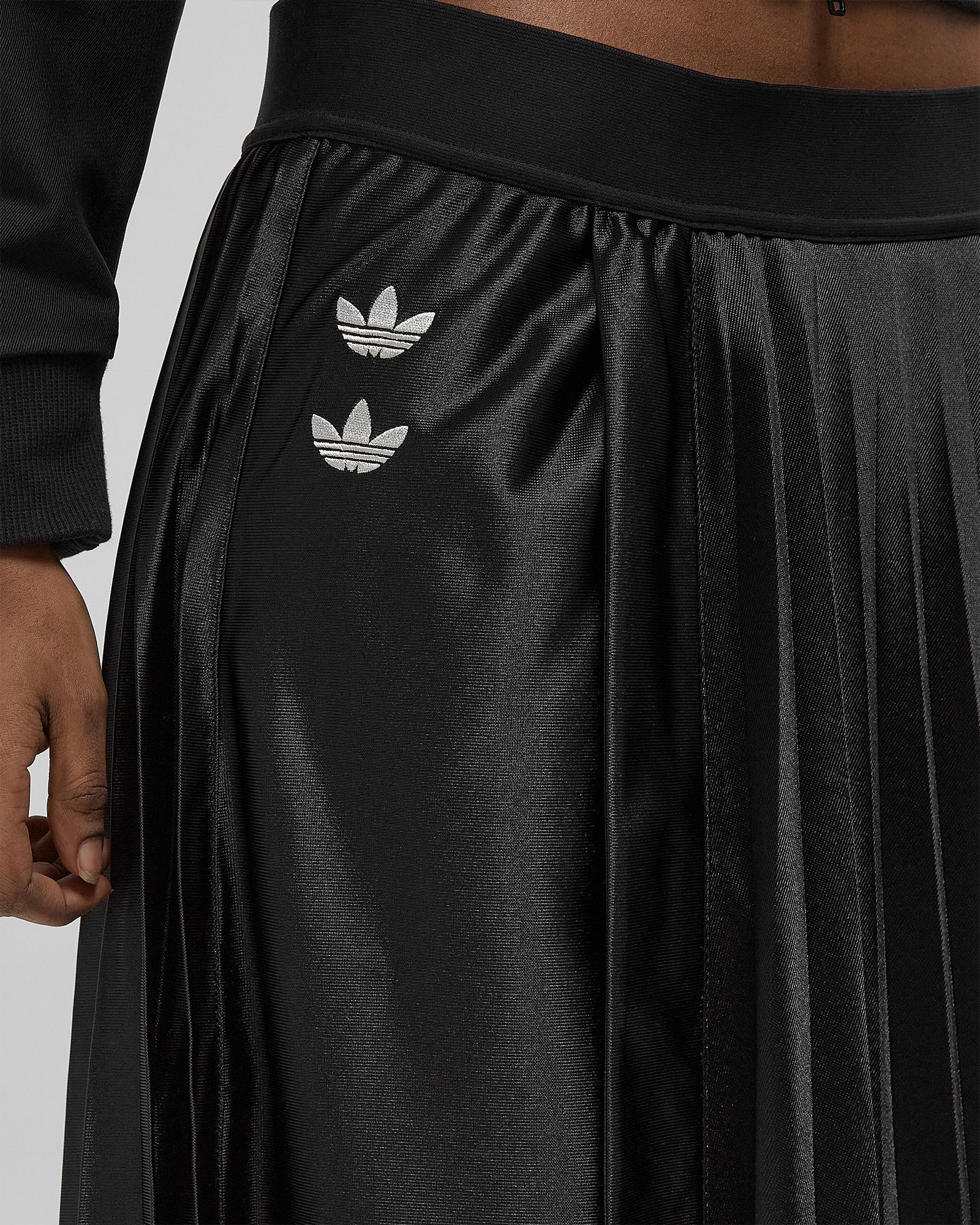 x WILLY CHAVARRIA PLEATED SKIRT