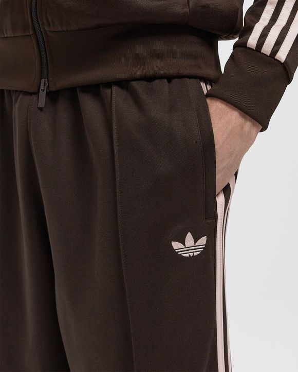 BAGGY TRACK PANTS