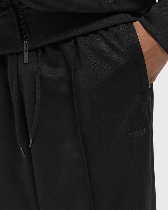 BAGGY TRACK PANTS