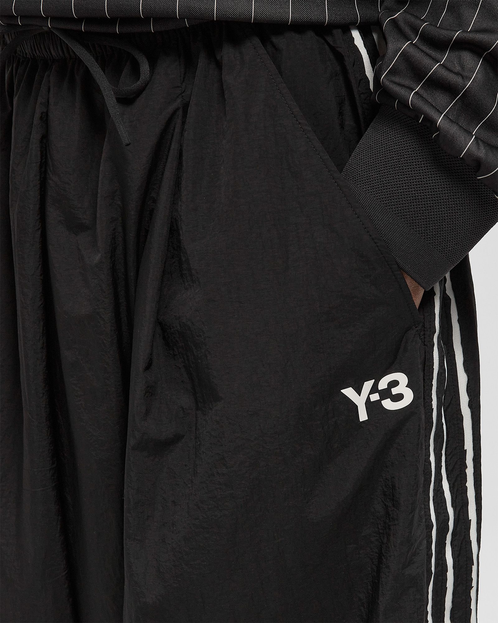 Y-3 RAW EDGE 3 STRIPES WIDE PANTS Black | BSTN Store
