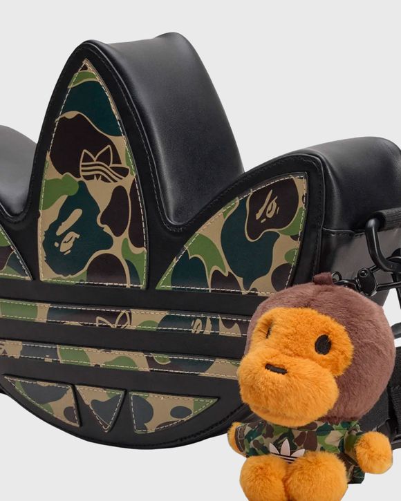 x BAPE TREFOIL SHOULDE