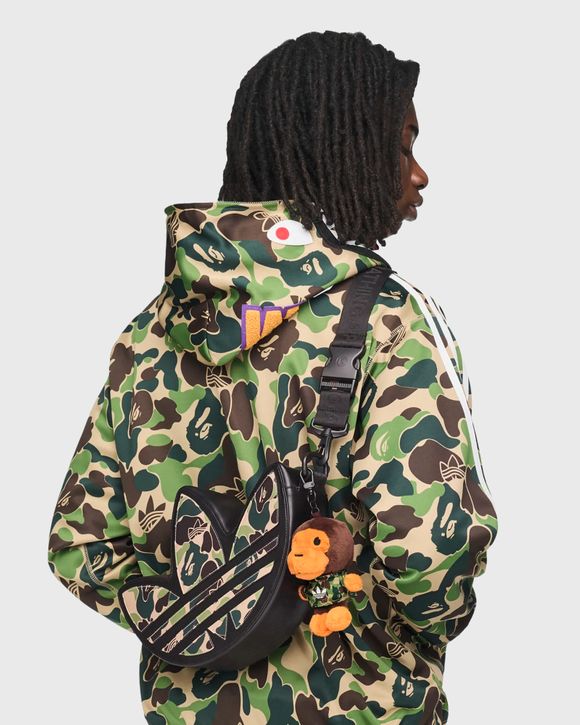 x BAPE TREFOIL SHOULDE