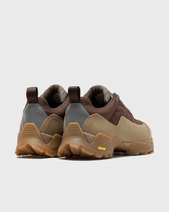 Roa Katharina Brown | BSTN Store