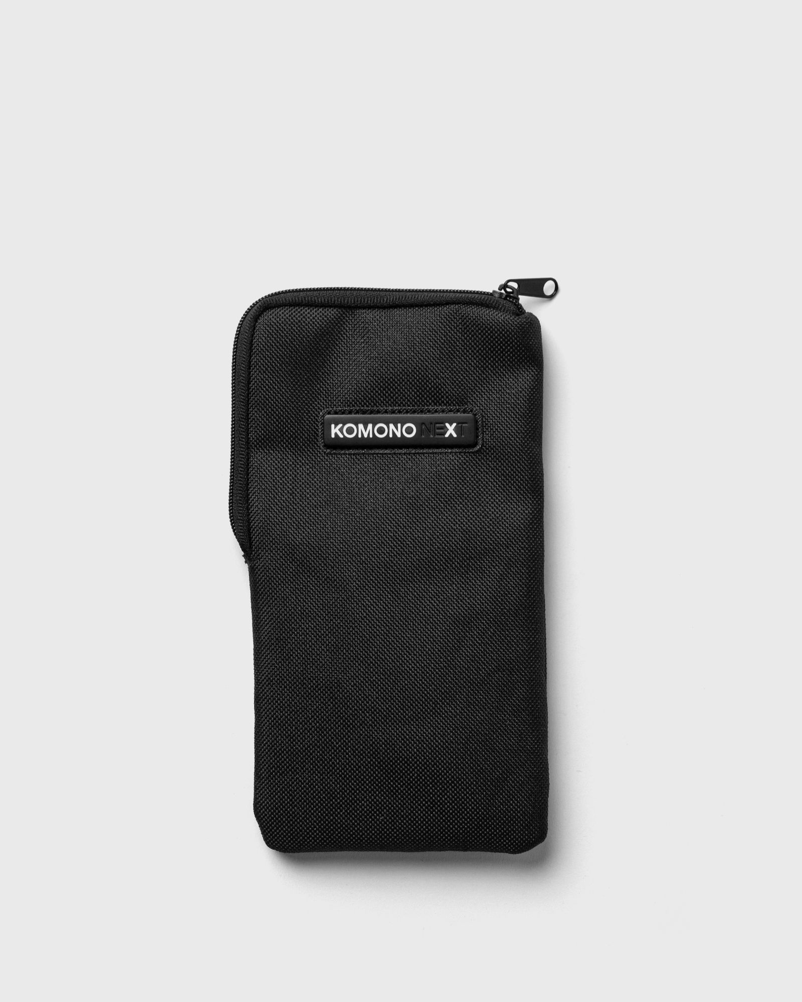 TOM EEREBOUT 2022-O CAVÉE