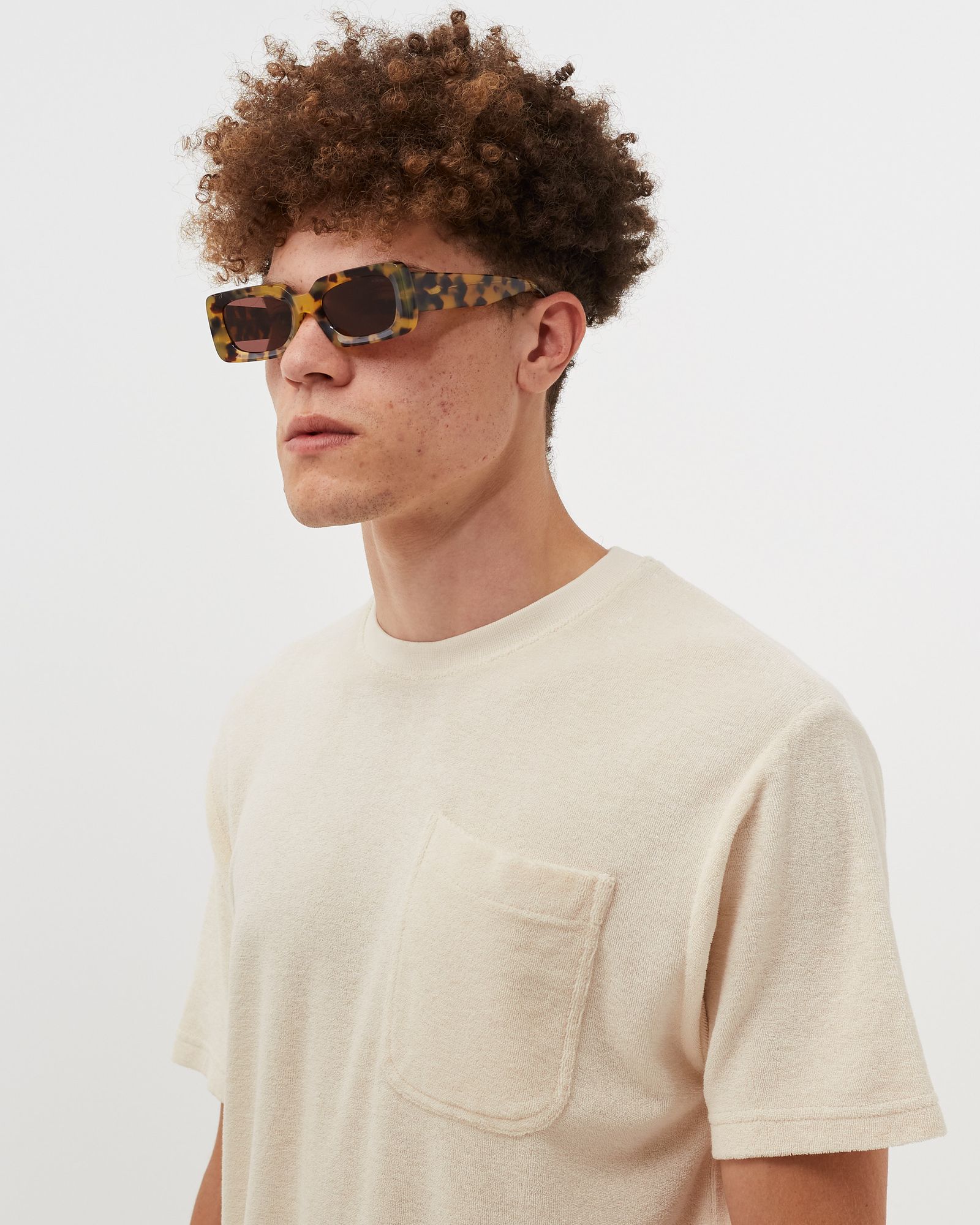 TOM EEREBOUT 2022-O CAVÉE