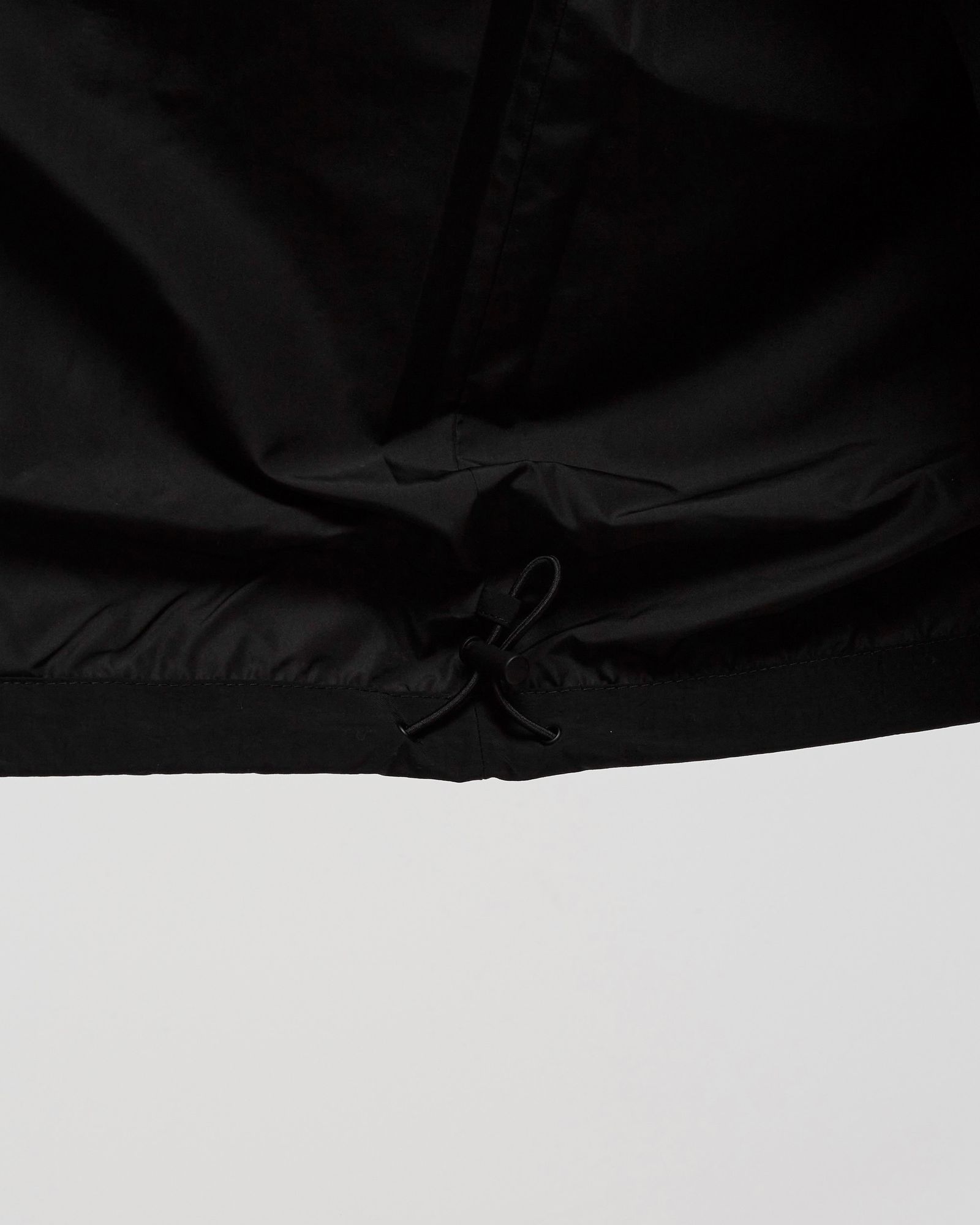 TECHNICAL WINDBREAKER