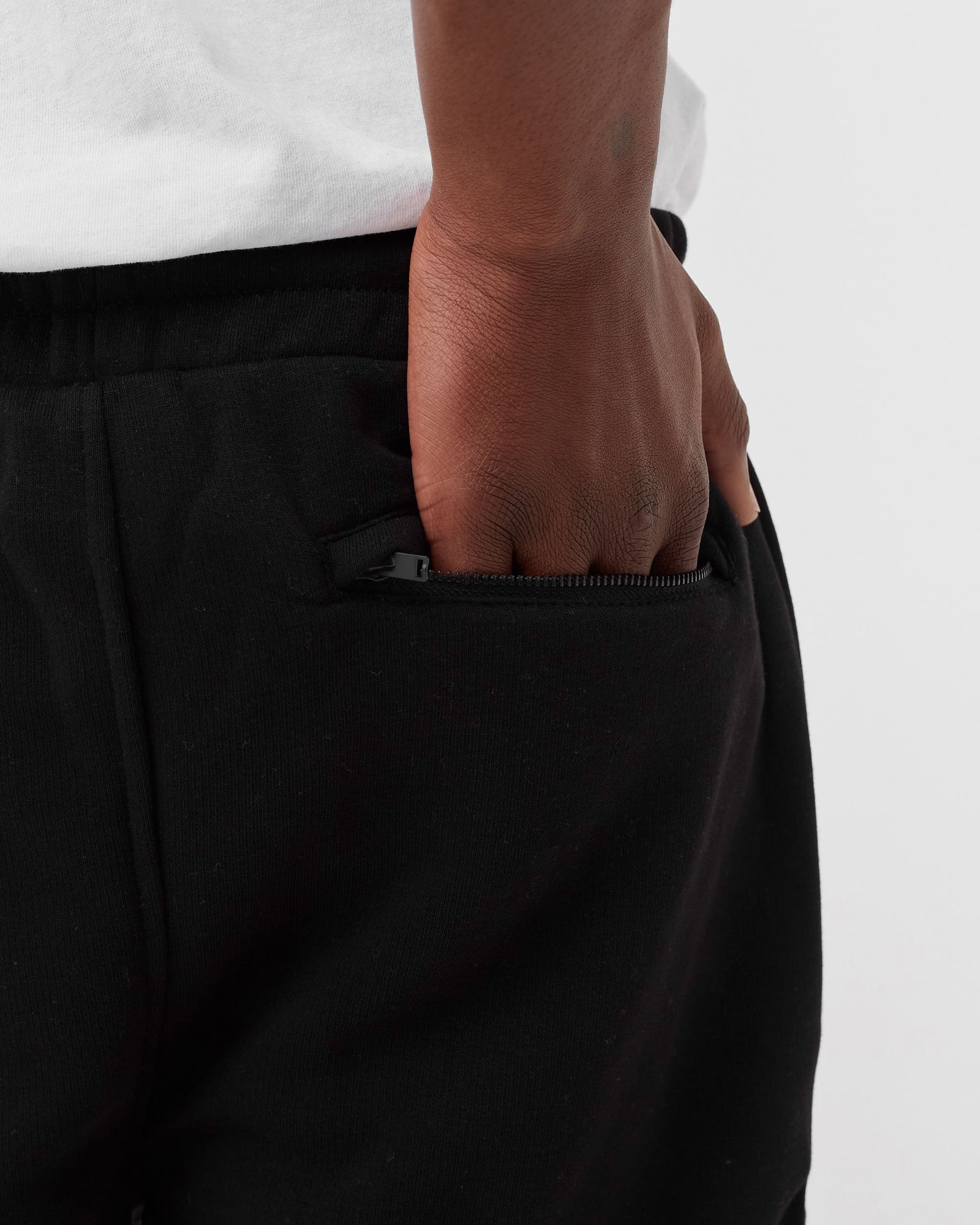 Gloves Applique Jog Shorts