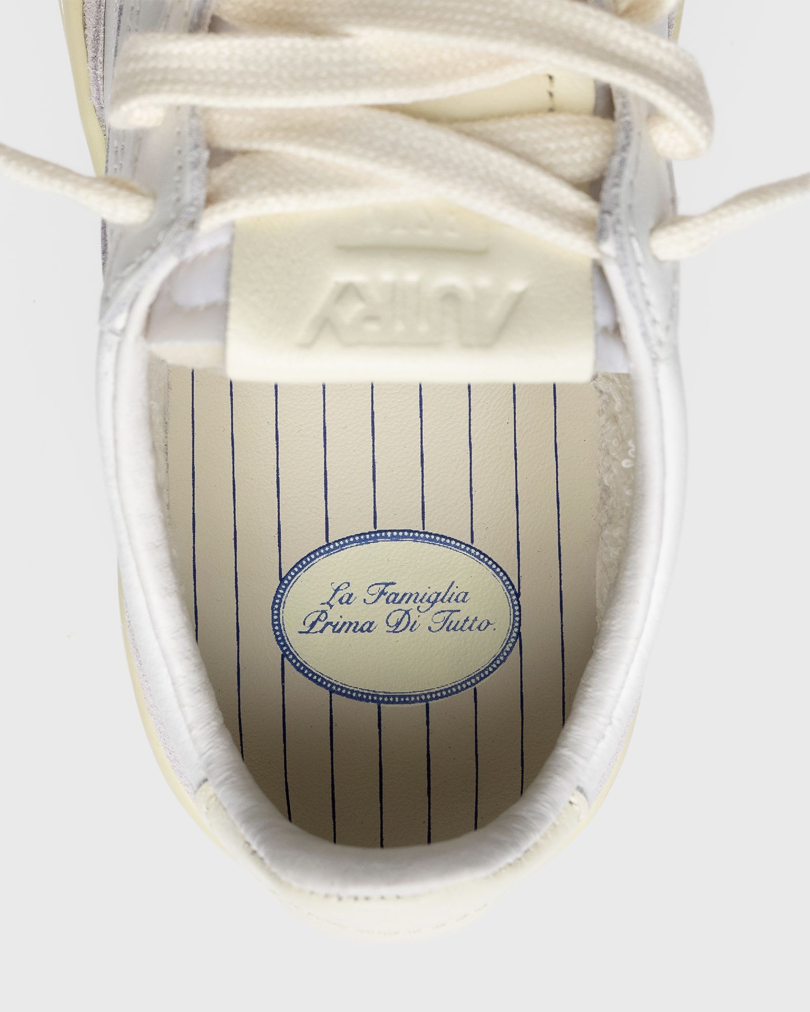 X BSTN MEDALIST LOW KIDS '10TH ANNIVERSARY'