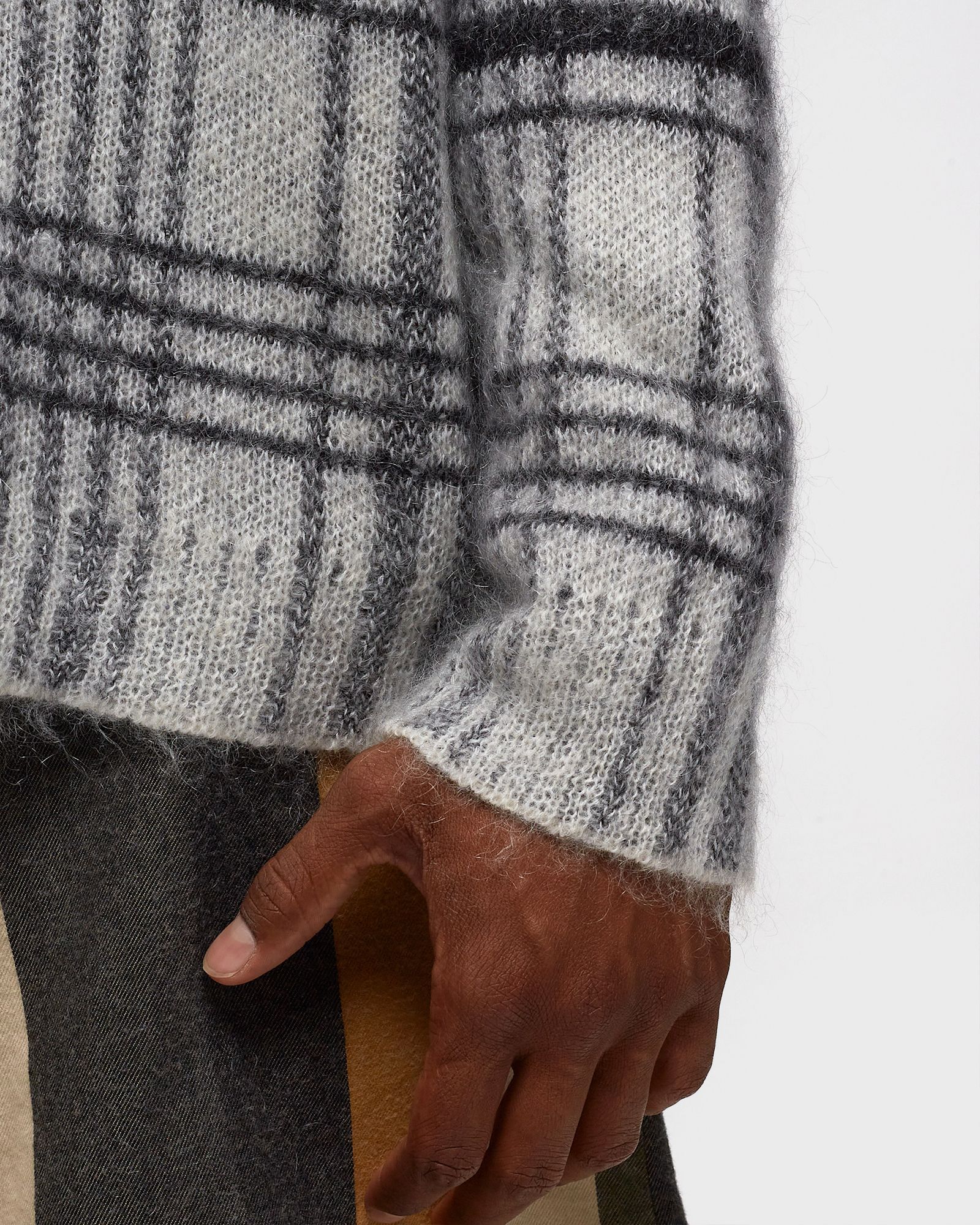 TARTAN CHECK CREWNECK JUMPER