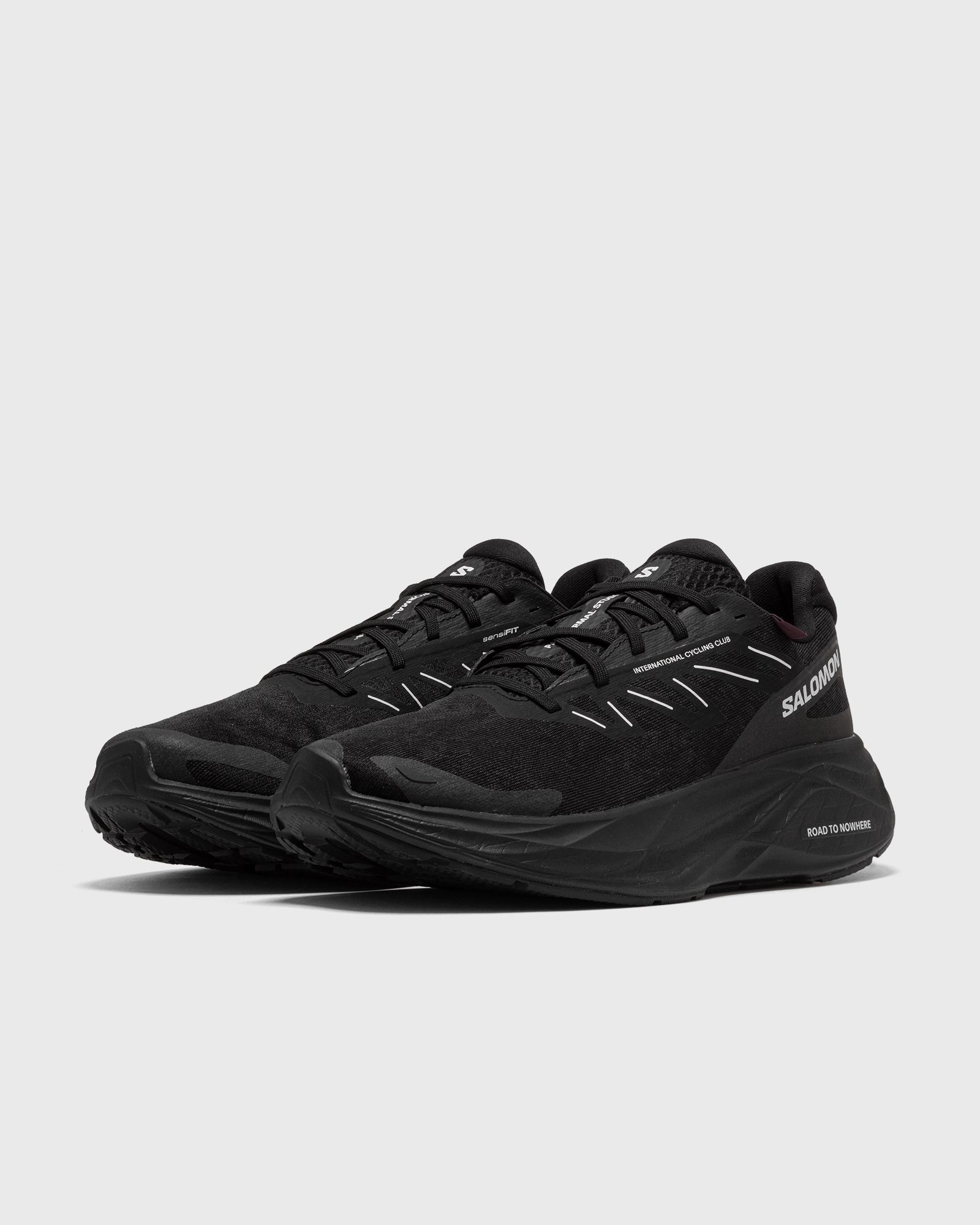 PAS NORMAL STUDIOS x Salomon Aero Glide 2