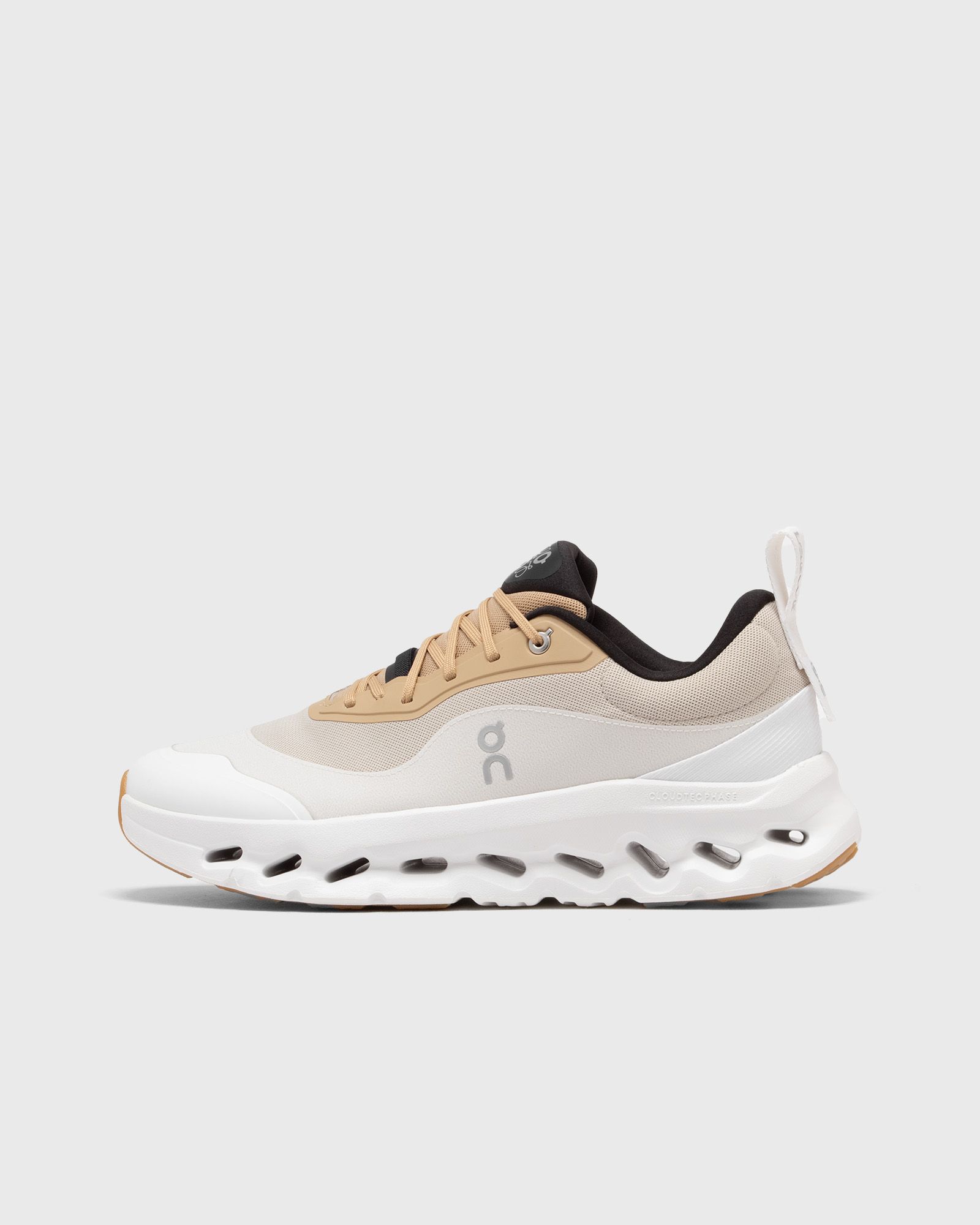 x LOEWE CLOUDTILT 2.0