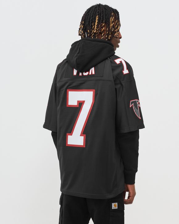 Mitchell & Ness Men's Atlanta Falcons Michael Vick #7 Black 2002 Throwback  Jersey