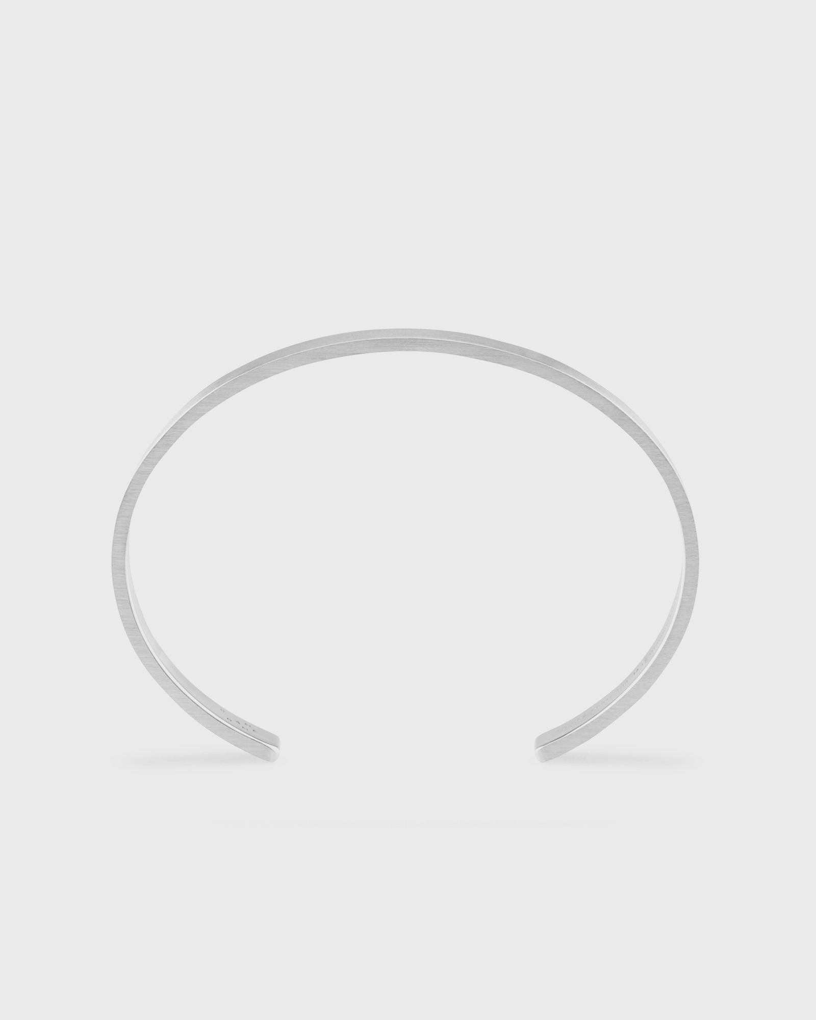 21g-brushed-sterling silver-ribbon-bracelet