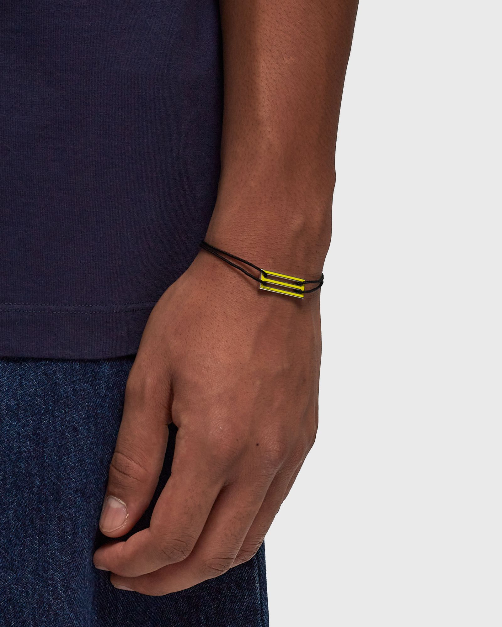 2.5g polished sterling silver yellow lacquered cord bracelet