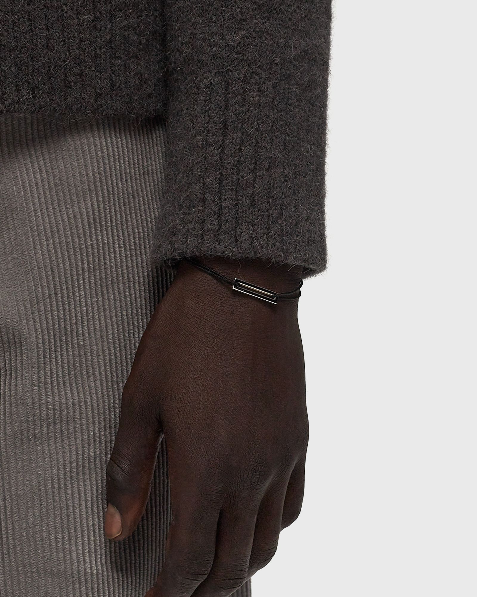 1.7g polished sterling silver black lacquered cord bracelet