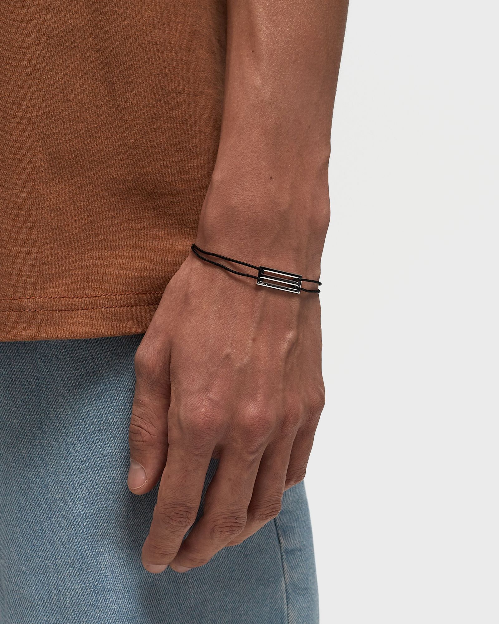 2.5g polished sterling silver black lacquered cord bracelet