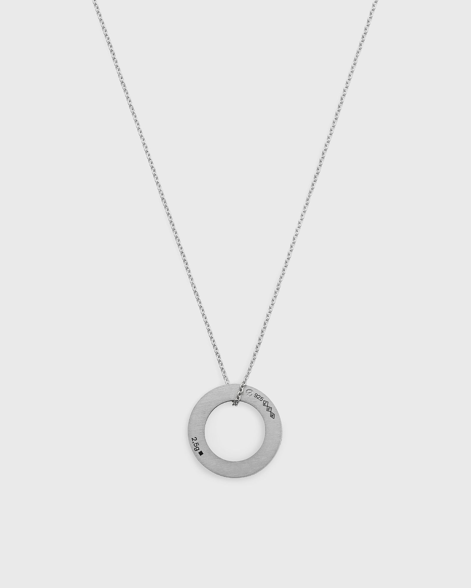 2.5g-polished sterling silver-round-necklace