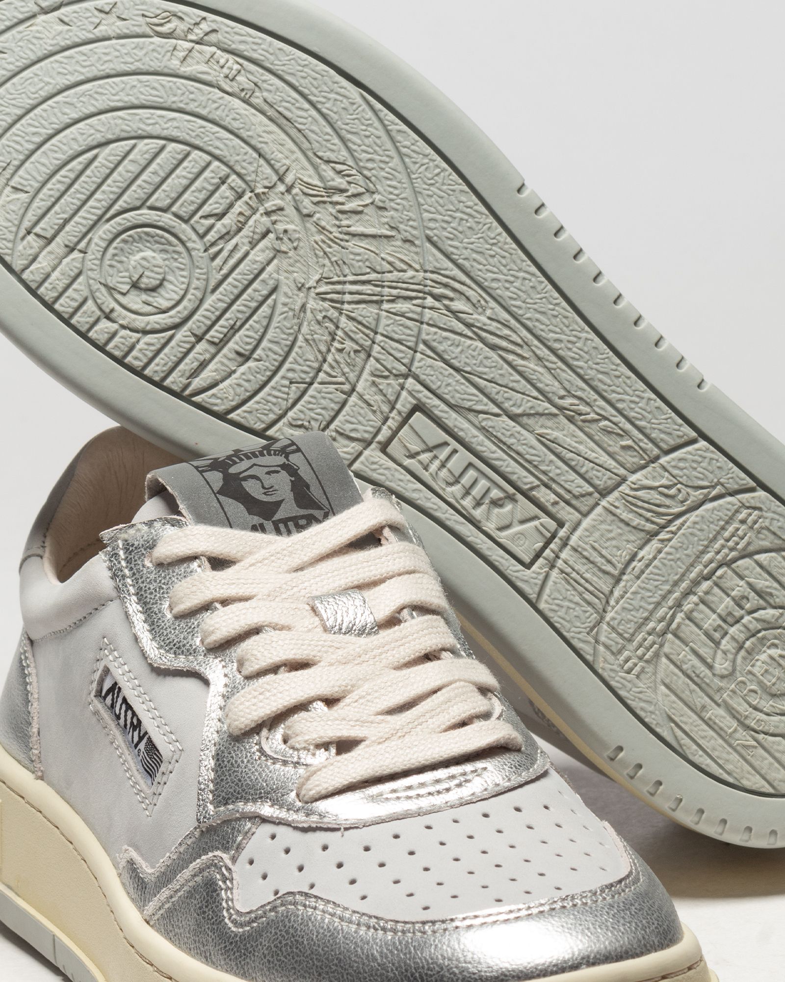 WMNS AUTRY LIBERTY OPEN LOW