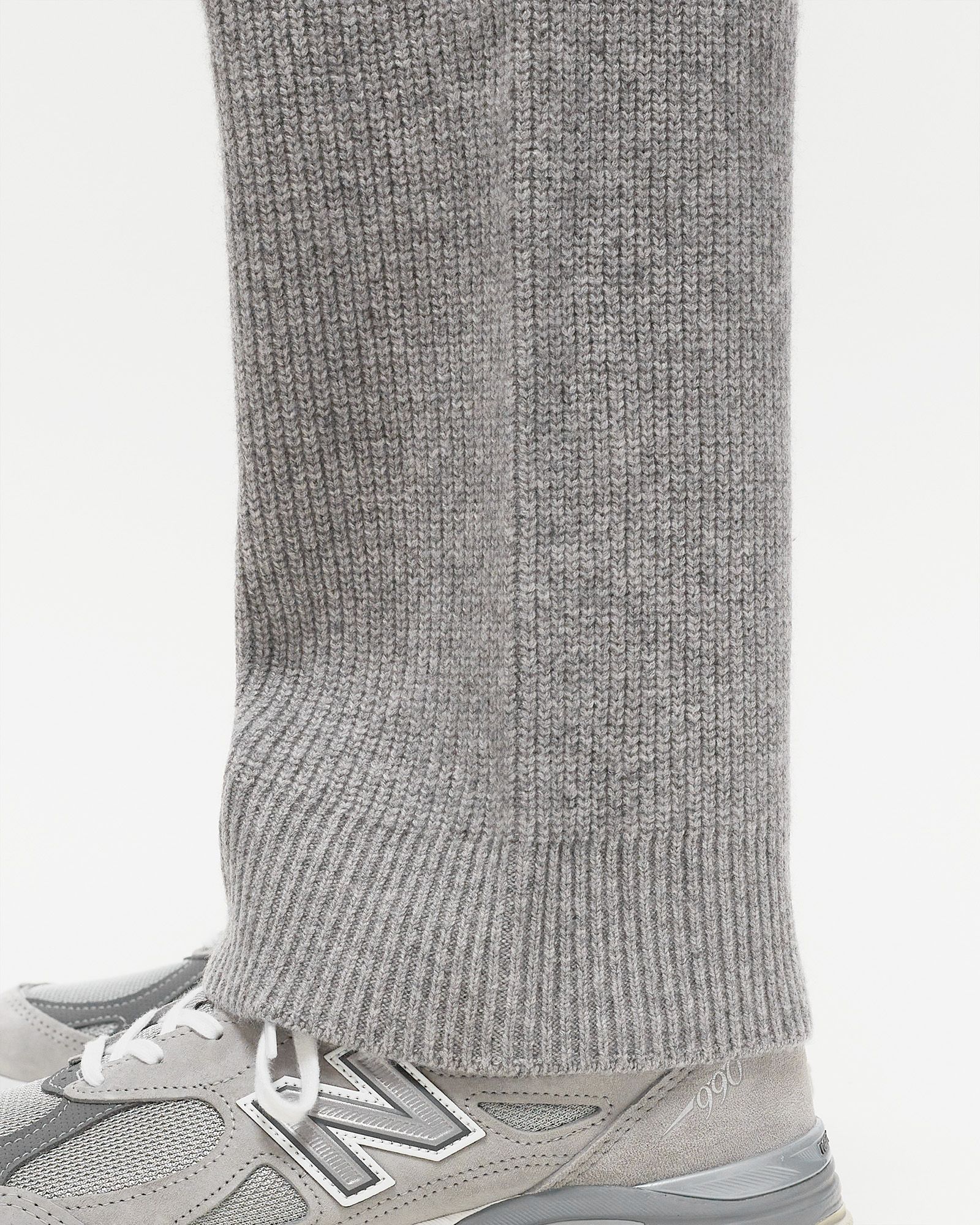 TONAL FOX HEAD PATCH RIBBED JOG PANTS