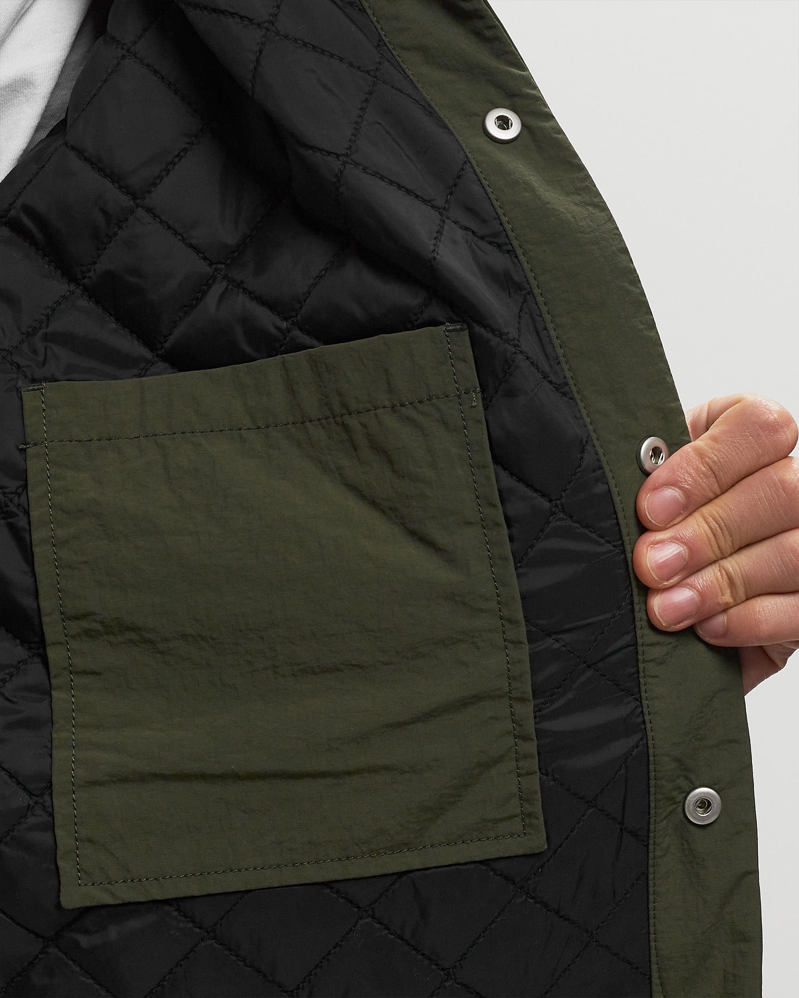 PADDED OVERSHIRT IN CRISPY NYLON WITH TONAL FOX