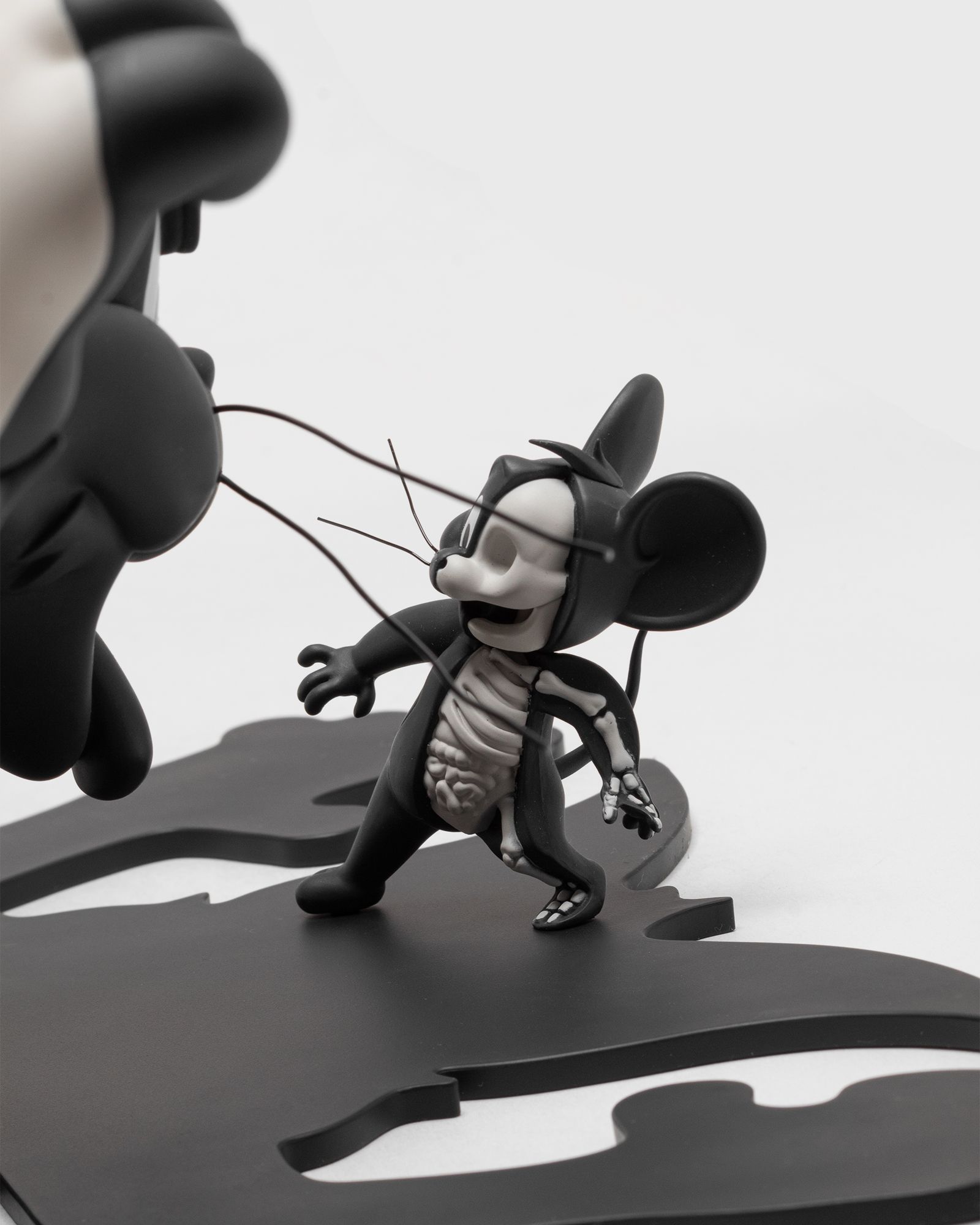 XXRay+ Tom and Jerry (Shadow Edition)