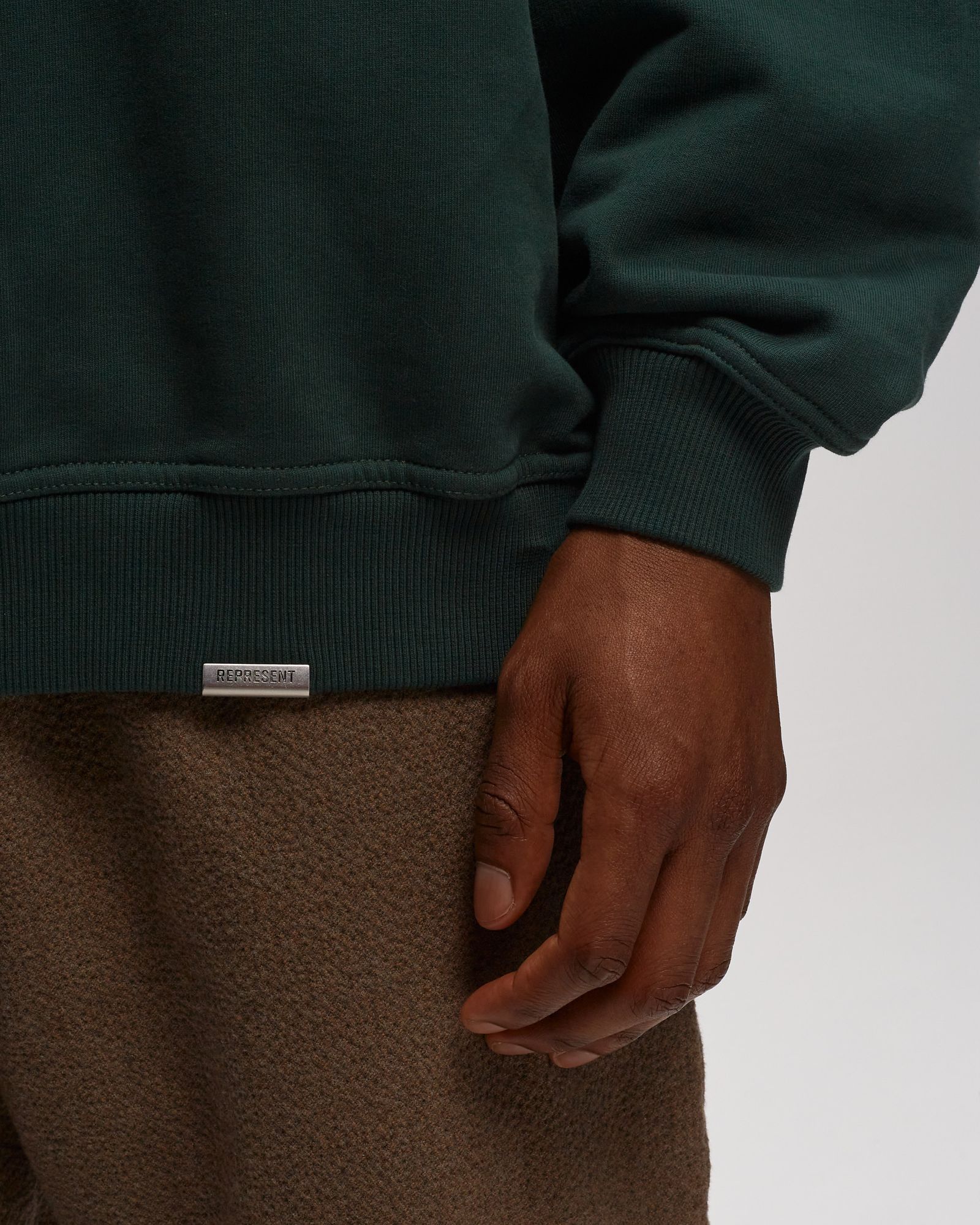 STORMS IN HEAVEN SWEATER