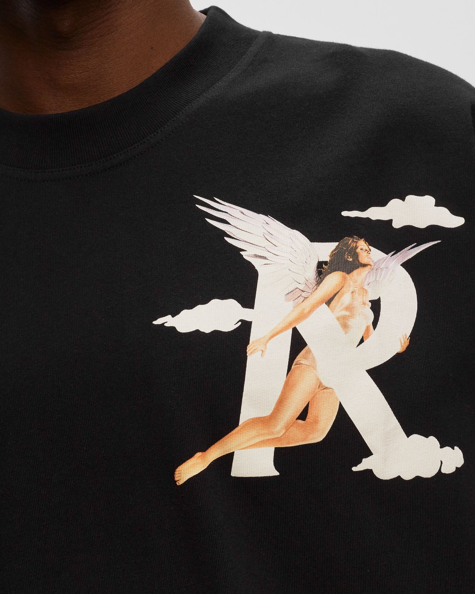 STORMS IN HEAVEN TEE