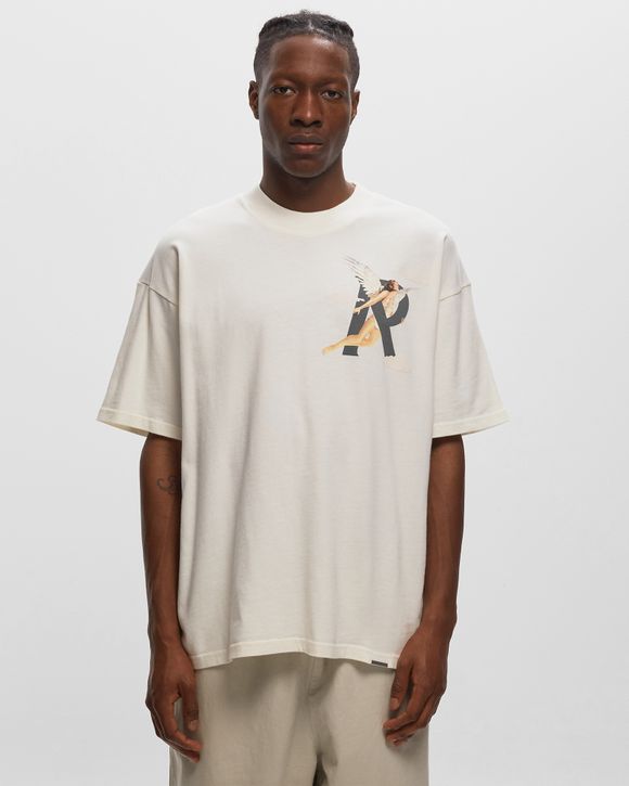 STORMS IN HEAVEN TEE