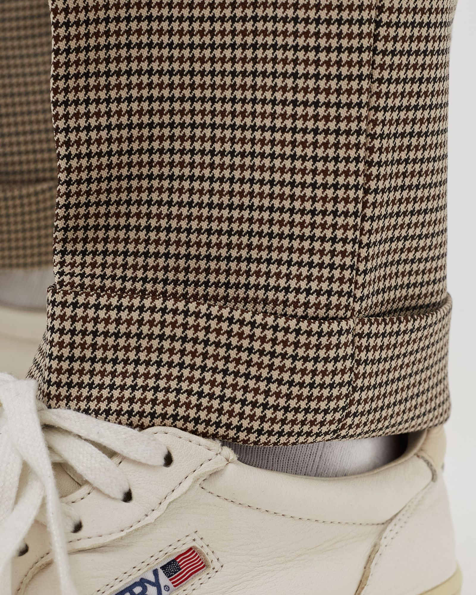 OLAF SLIM ELASTICATED TROUSER