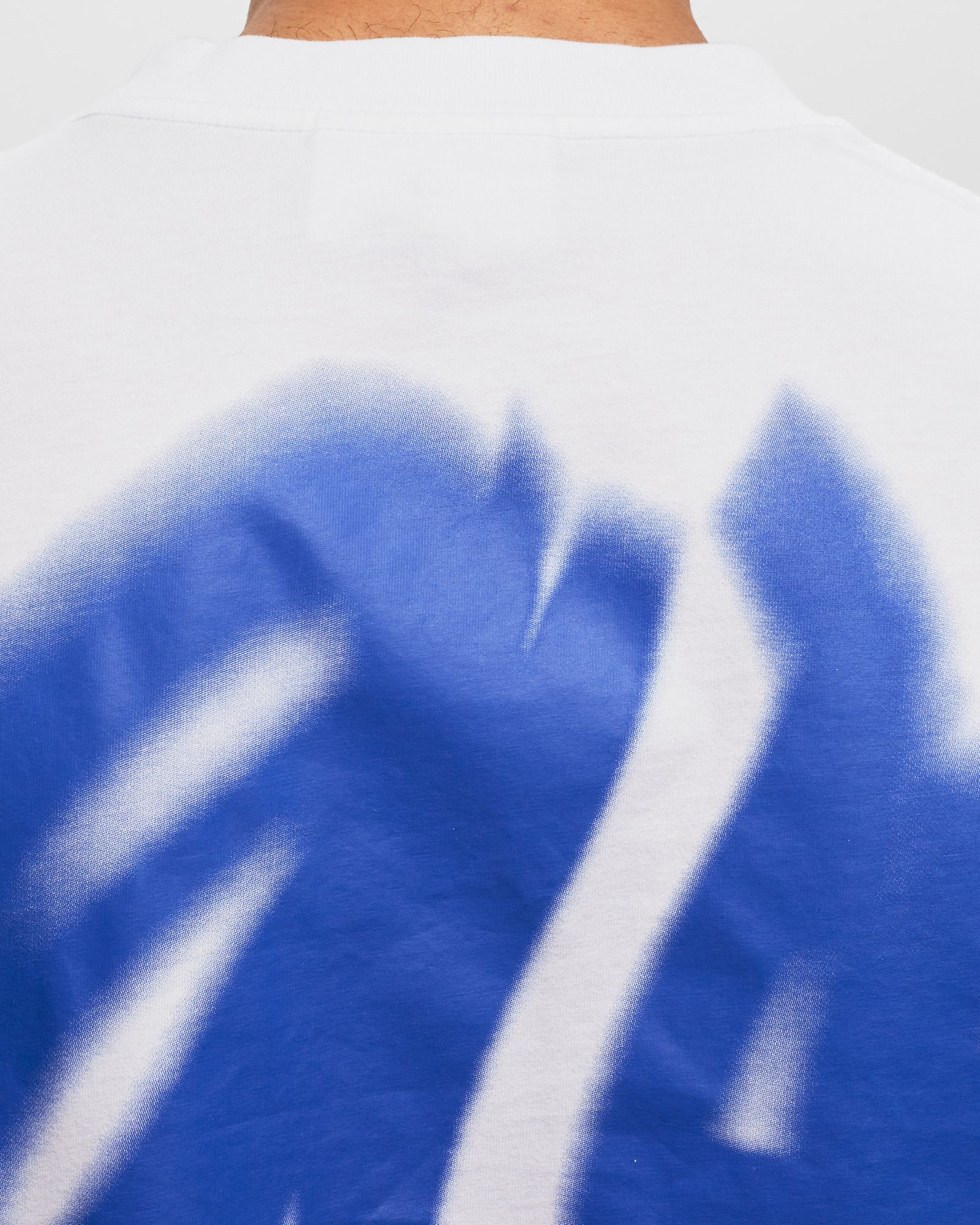 BLUR TEE