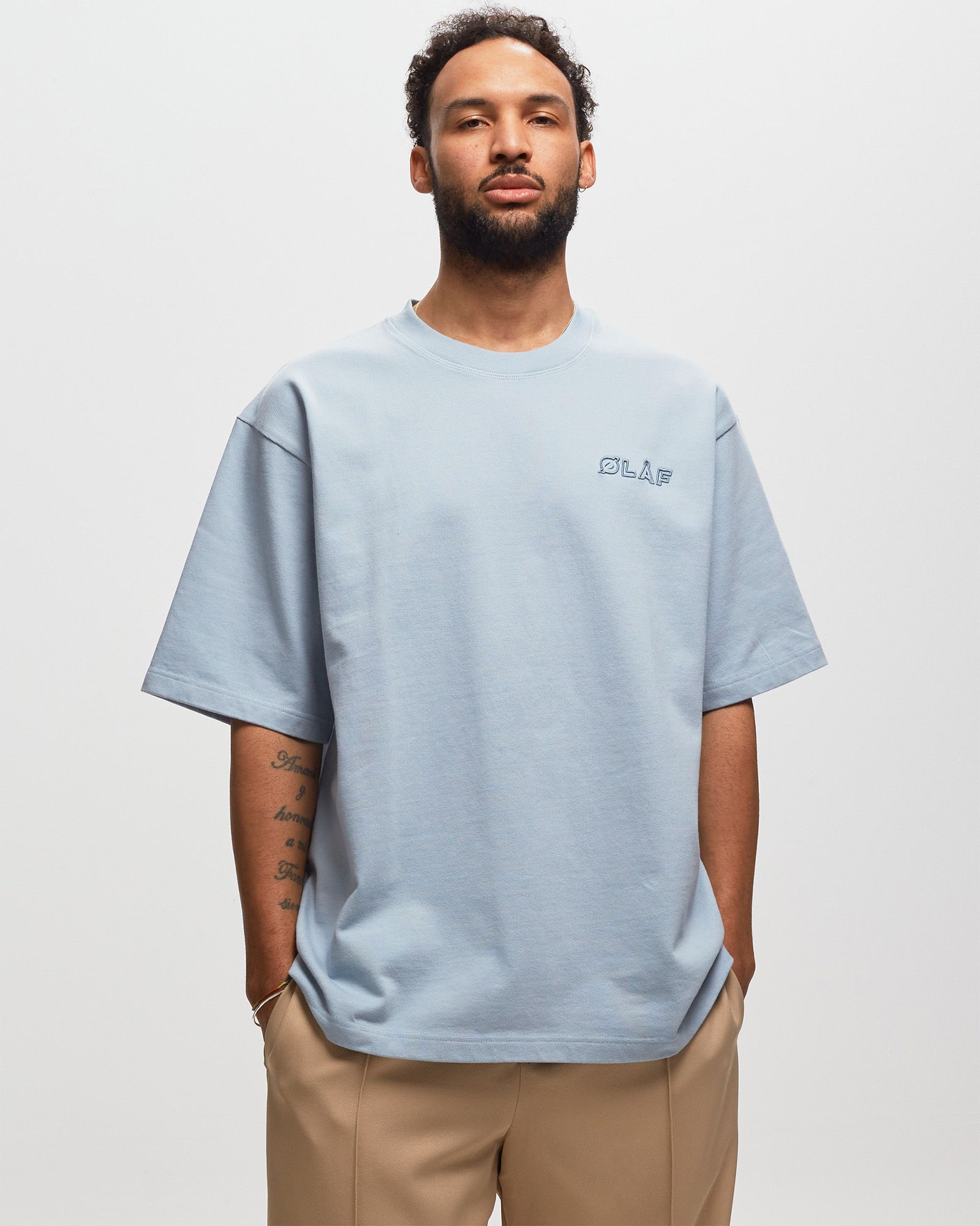 HEAVYWEIGHT STUDIO TEE