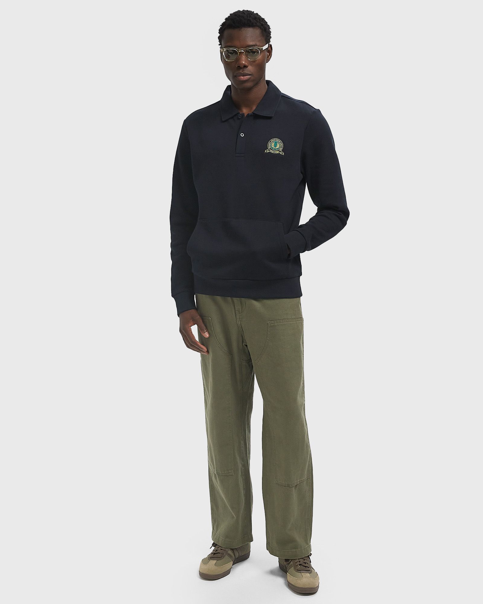 TENNIS BADGE COLLARED SWEATSHI