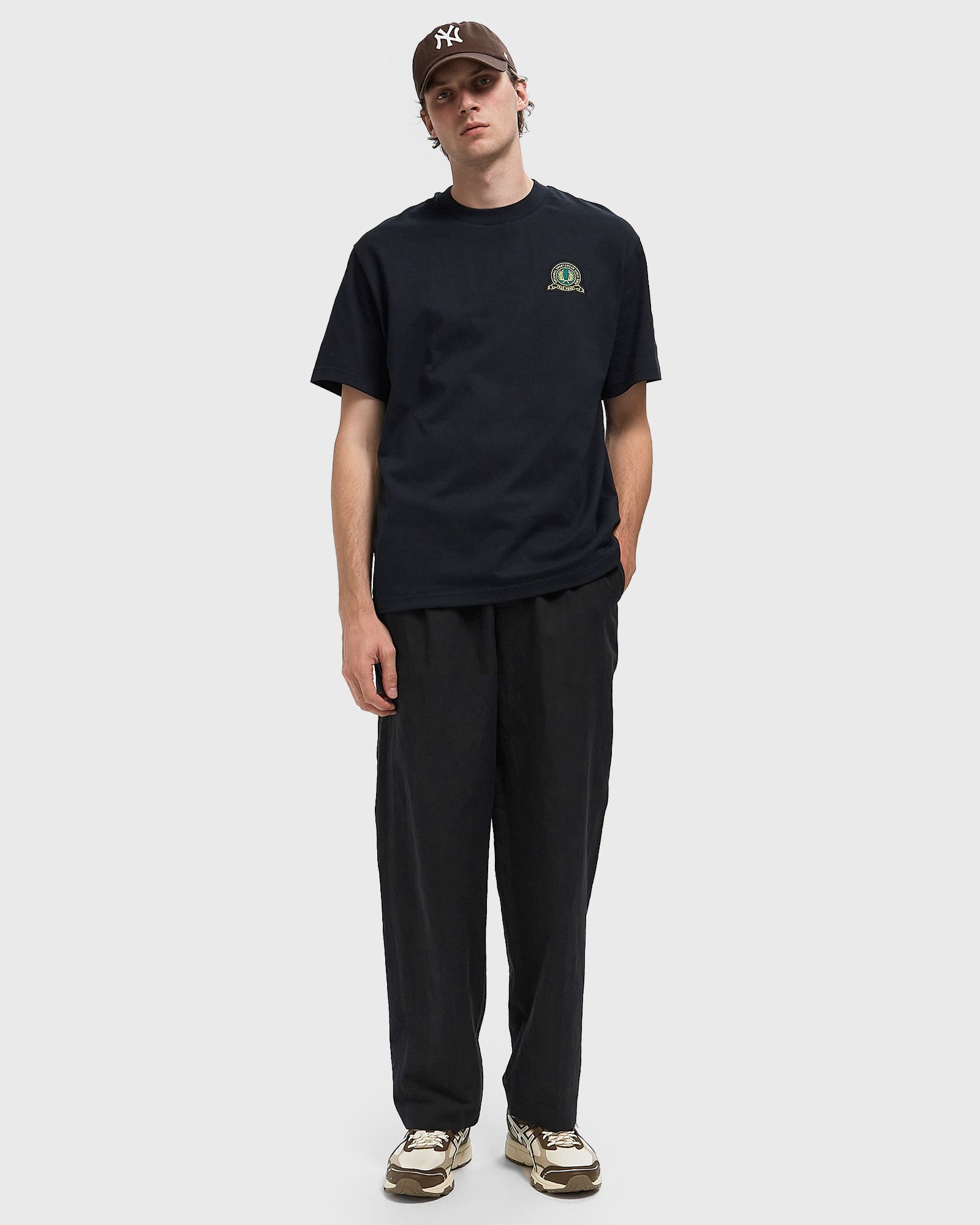 TENNIS BADGE T-SHIRT