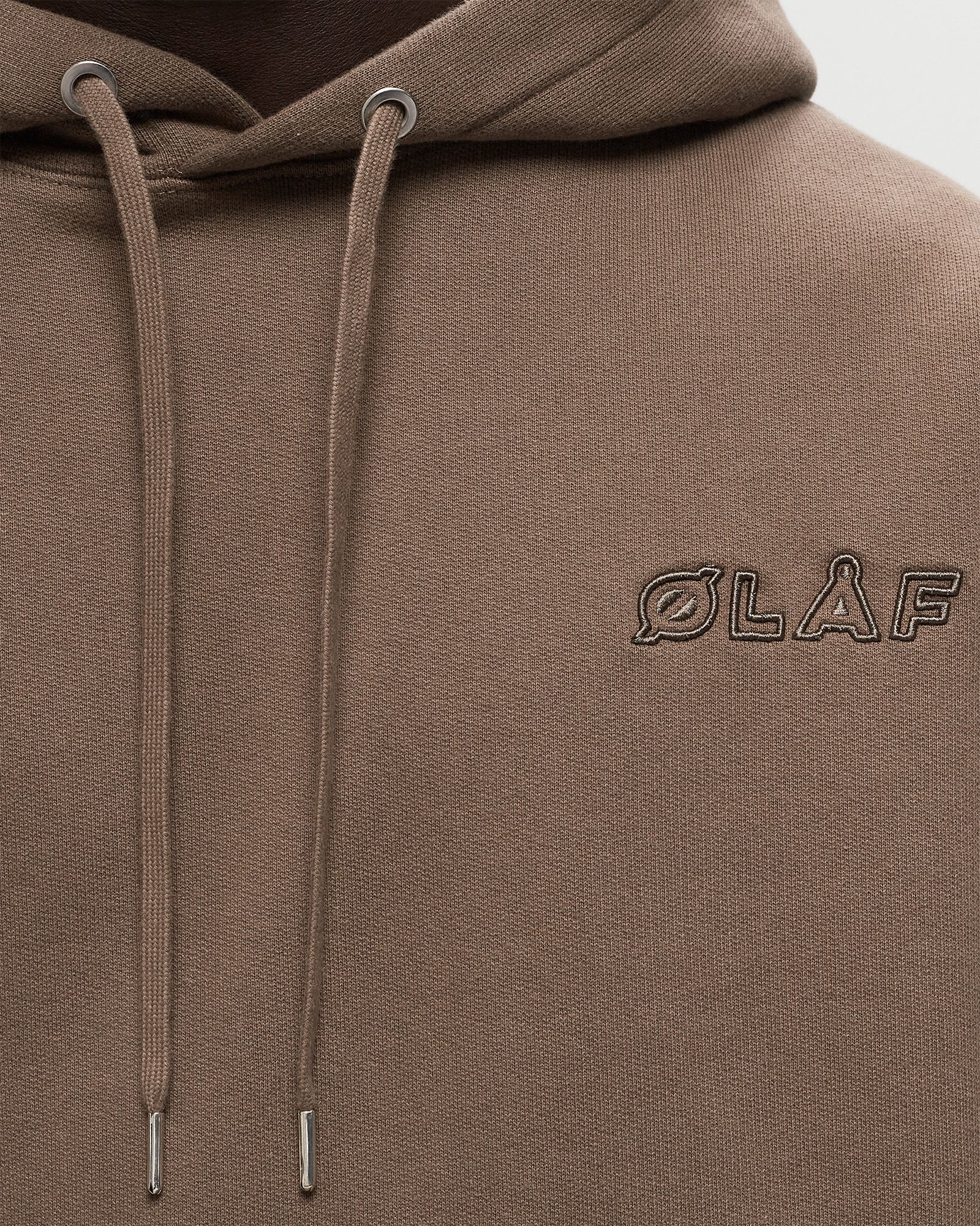 HEAVYWEIGHT STUDIO HOODIE