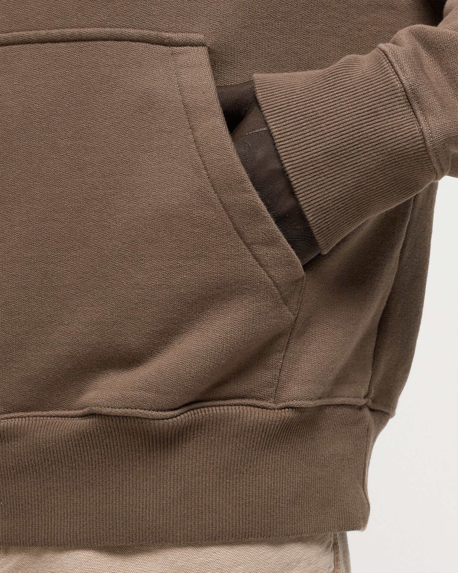 HEAVYWEIGHT STUDIO HOODIE