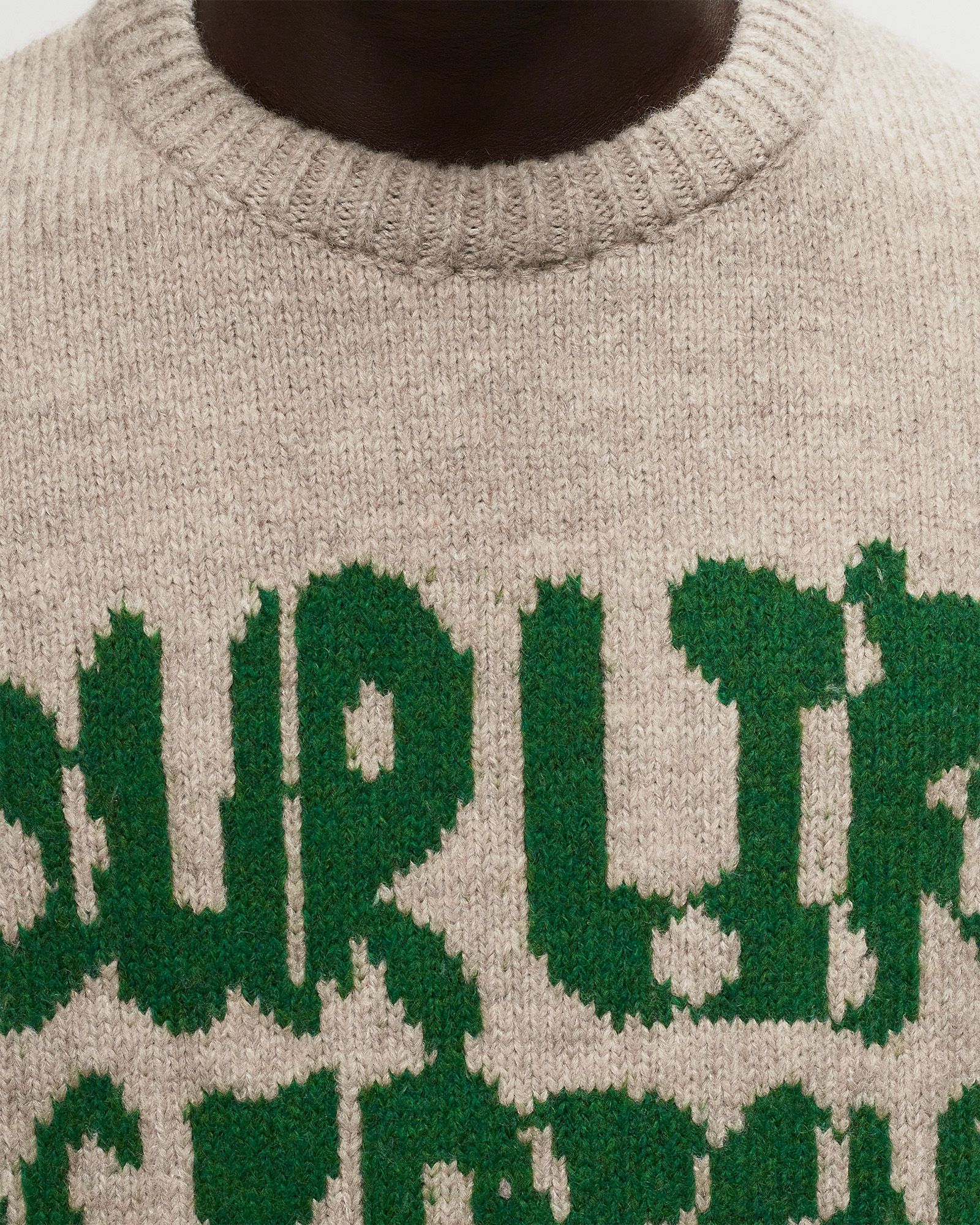 STENCIL KNITTED CREWNECK