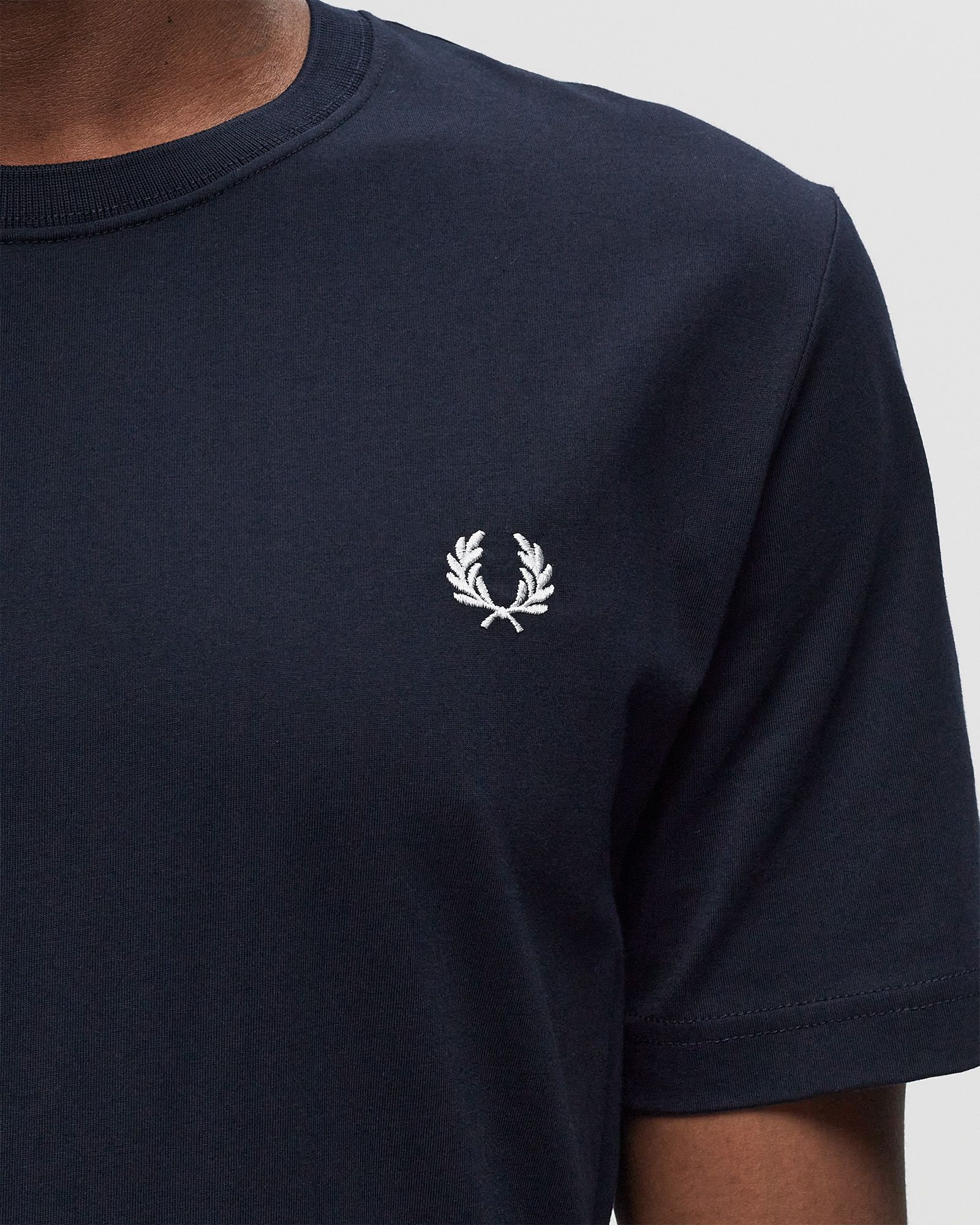 CREW NECK TEE
