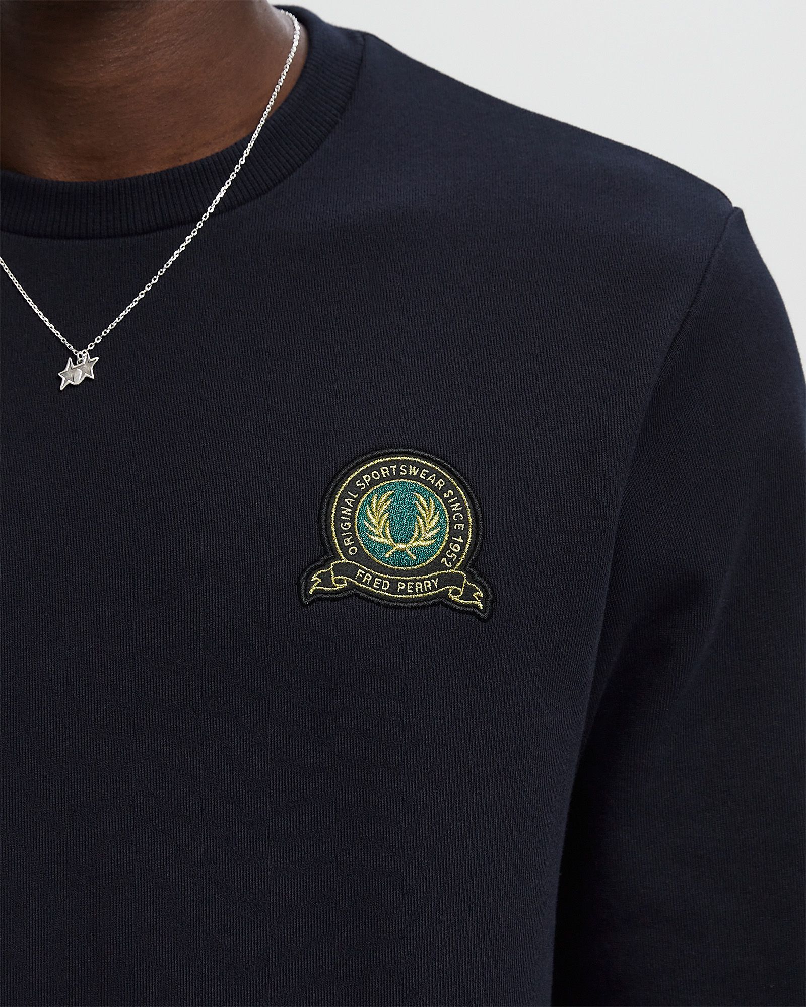 TENNIS BADGE SWEATSHIRT