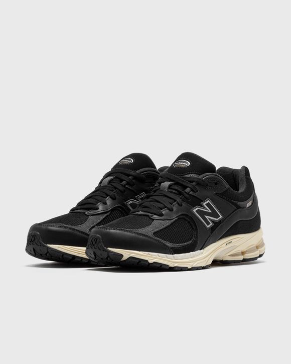 New Balance 2002 Black | BSTN Store