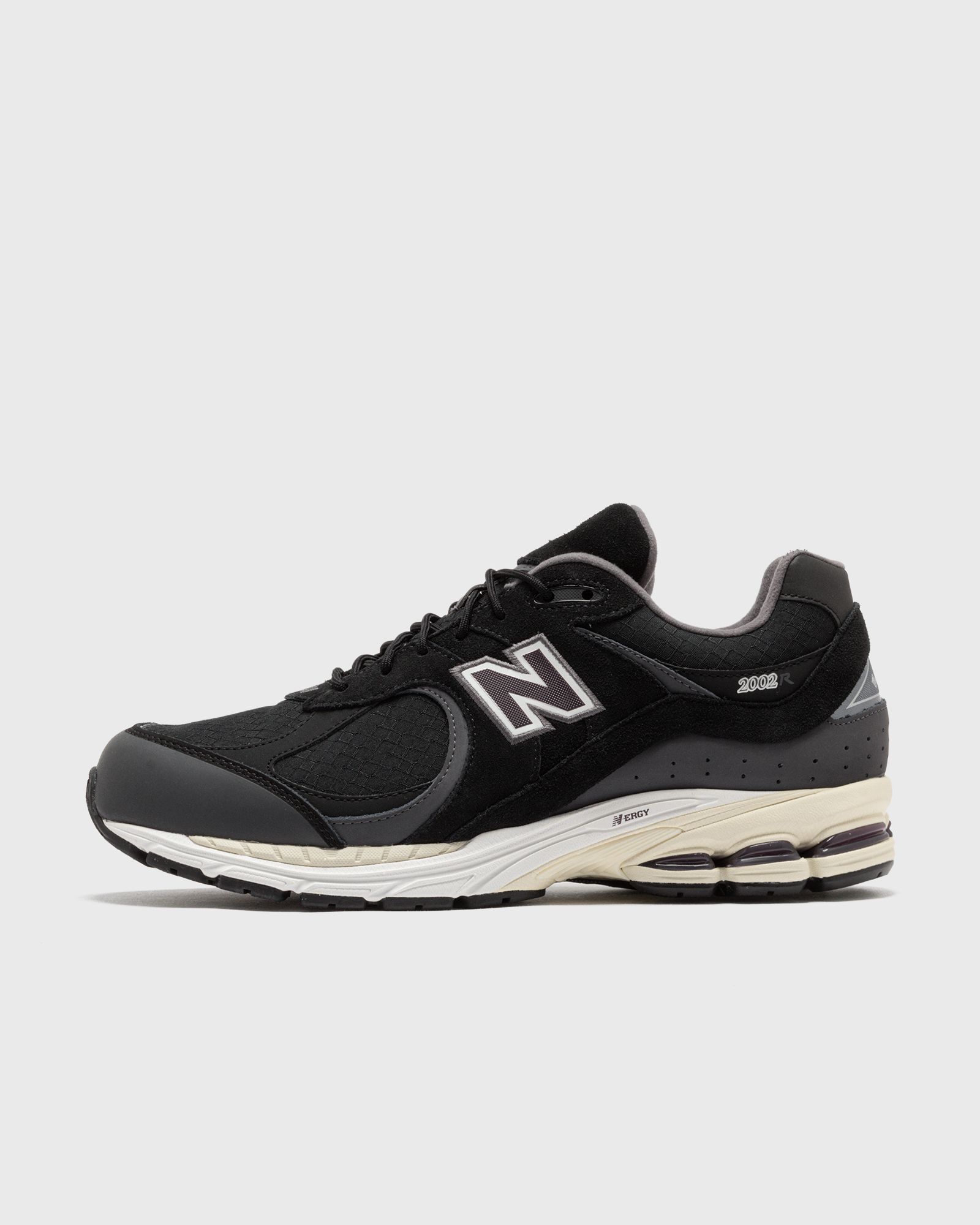 New Balance 2002RX men Lowtop black in Größe:41,5