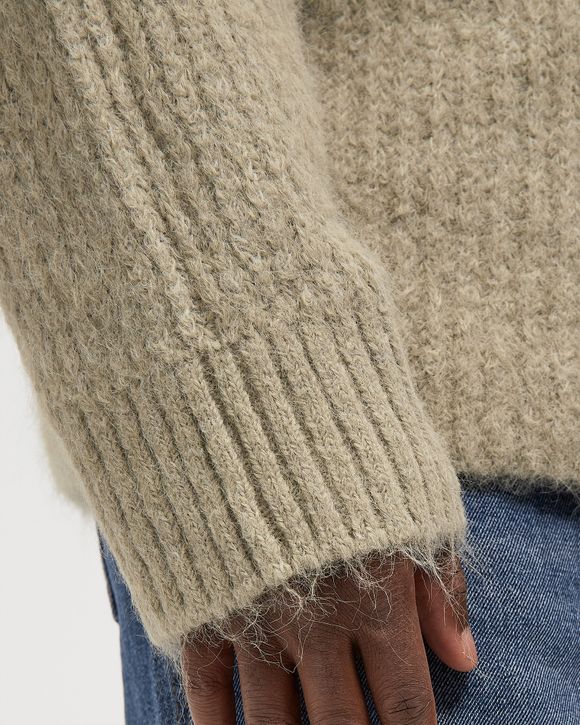 HAIRY KNITTED CREWNECK