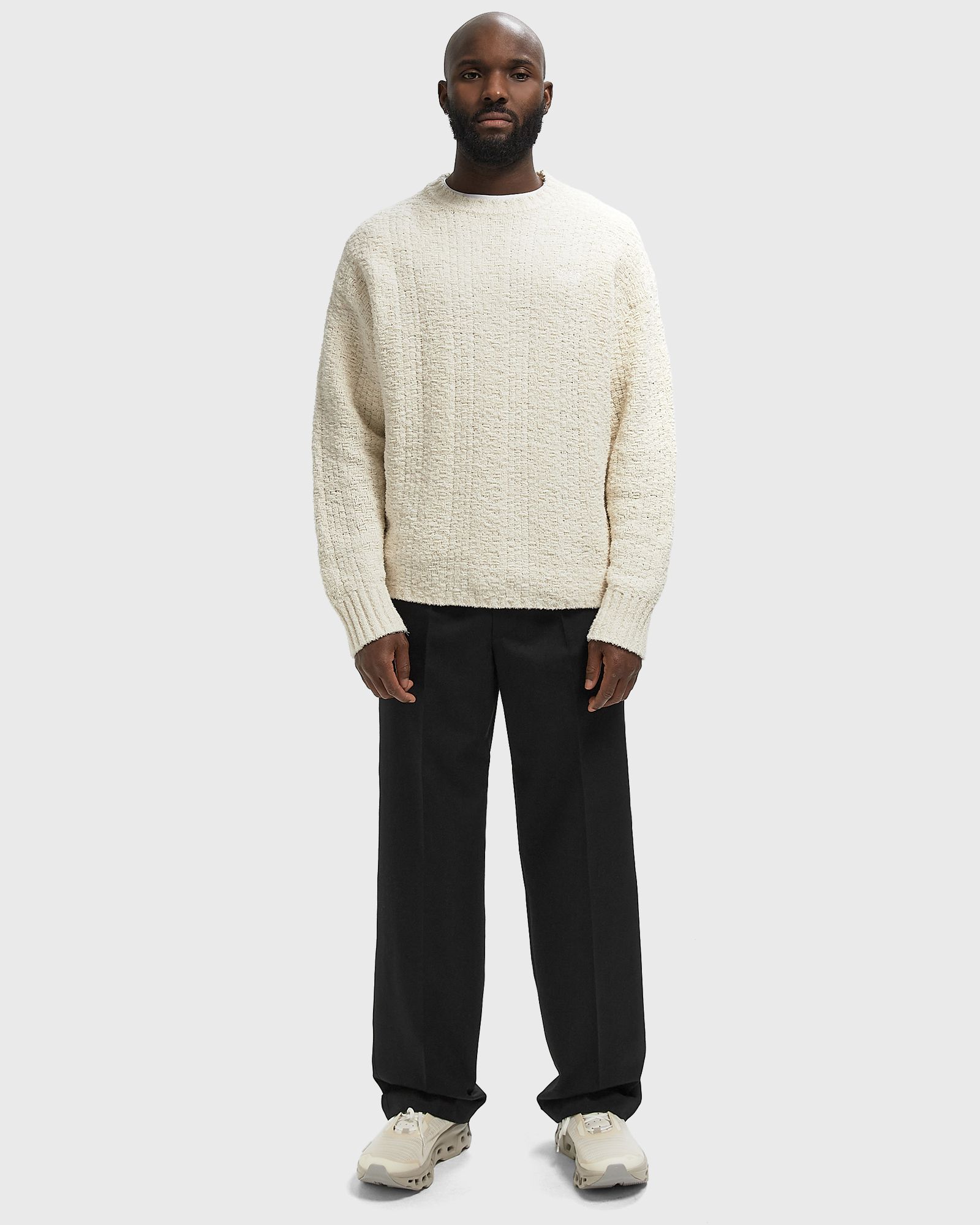 TEXTURED BOXY KNITTED CREWNECK