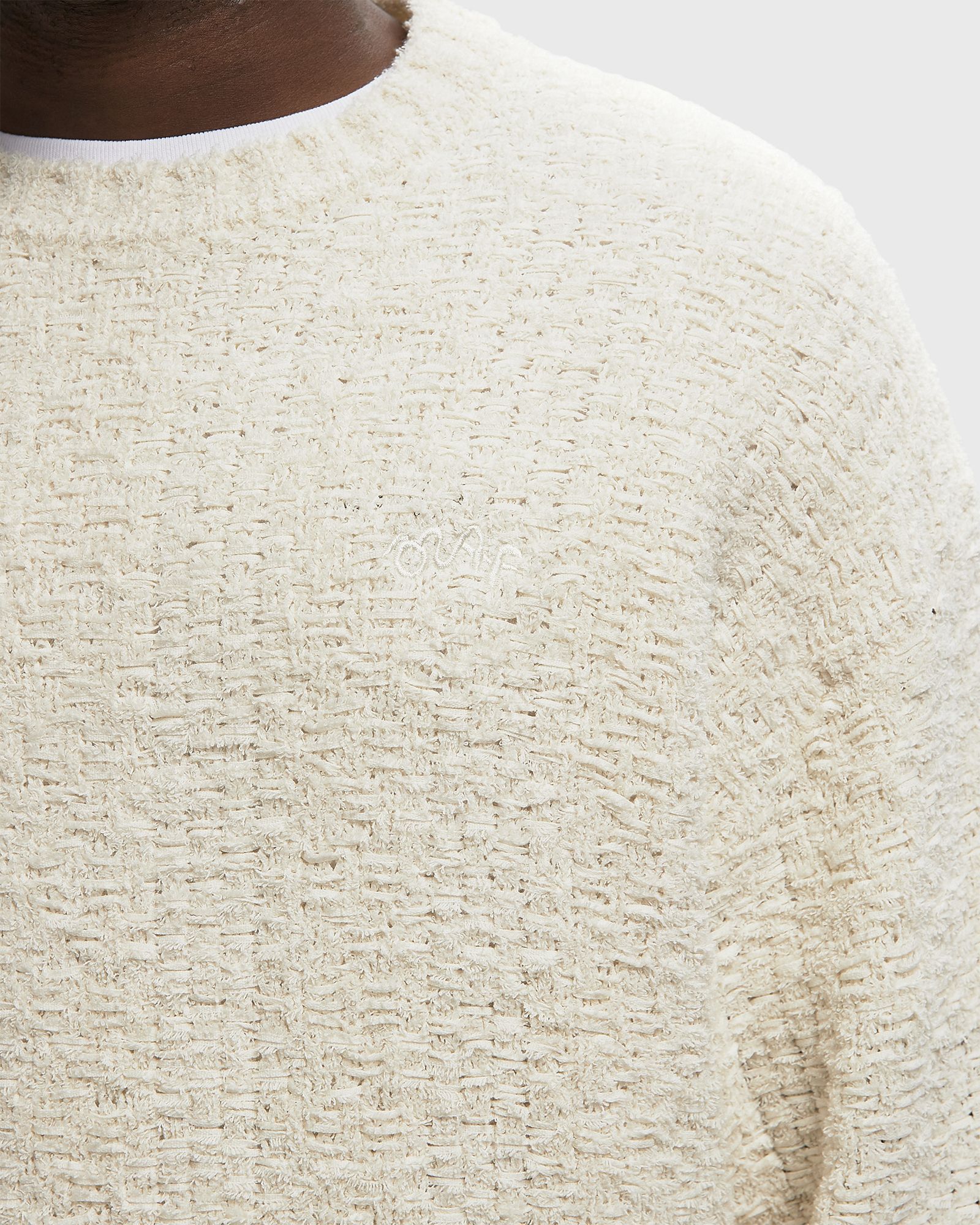 TEXTURED BOXY KNITTED CREWNECK