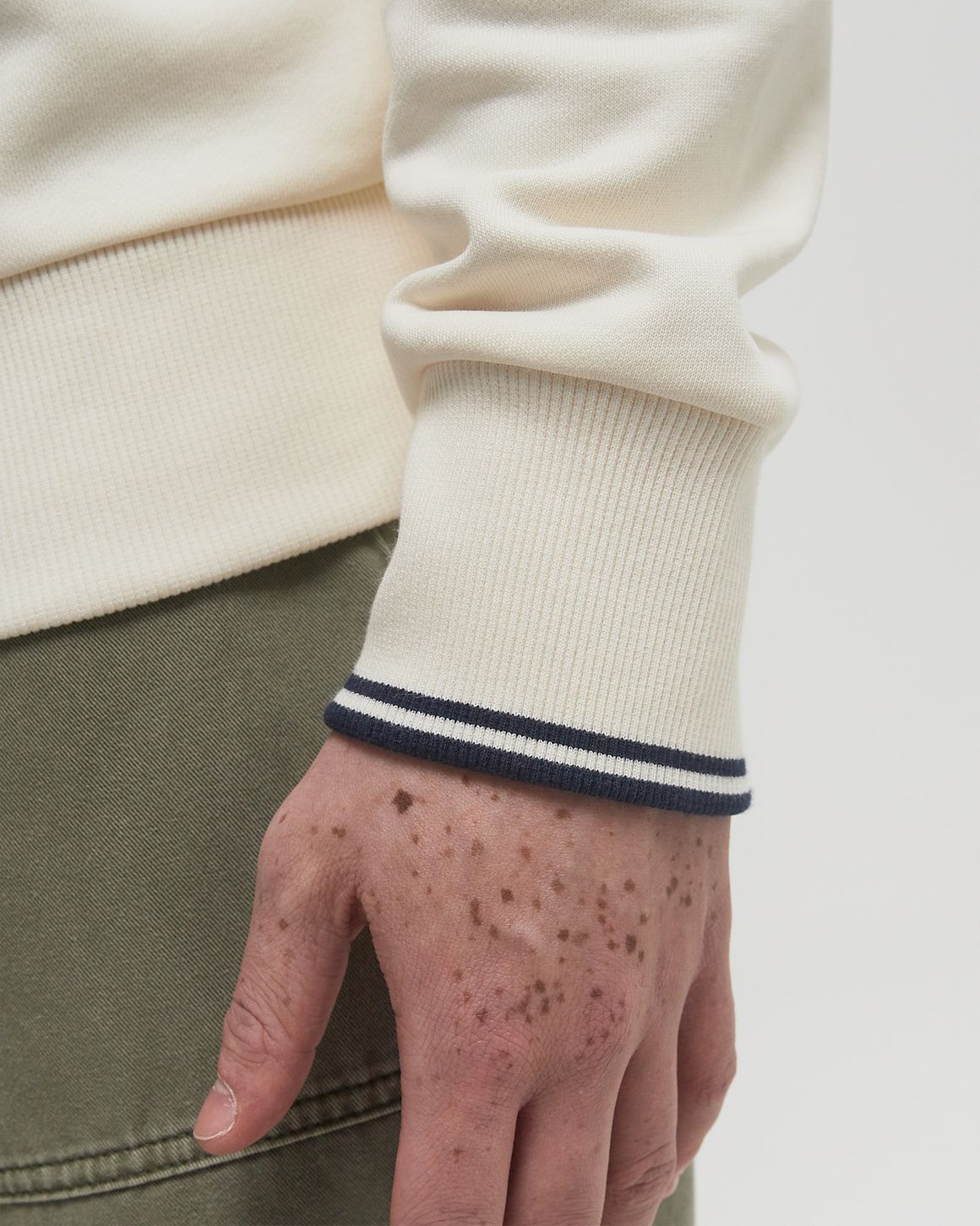 Fred Perry HALF ZIP SWEATSHIRT Beige | BSTN Store