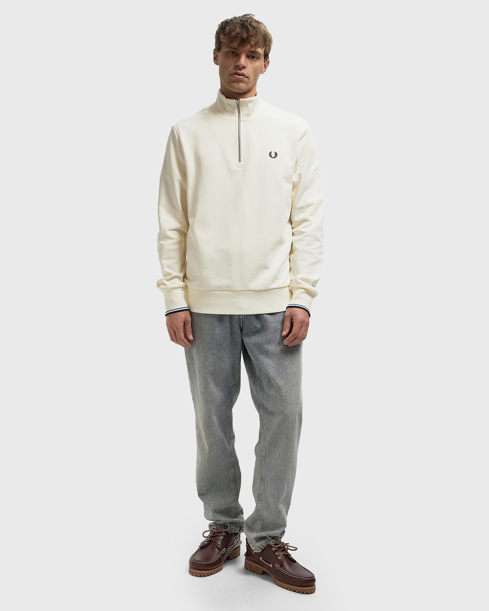 HALF ZIP SWEATSHIRT