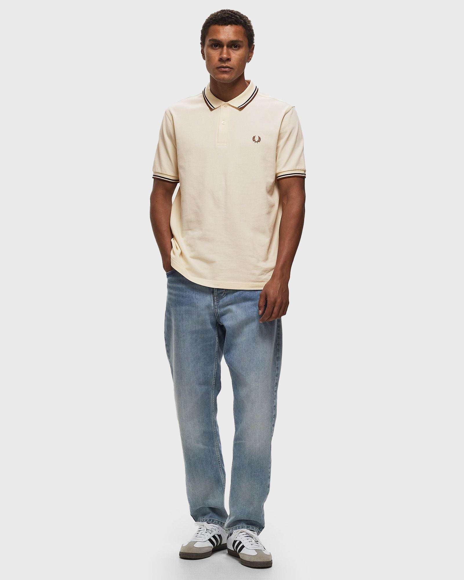 TWIN TIPPED FRED PERRY SHIRT