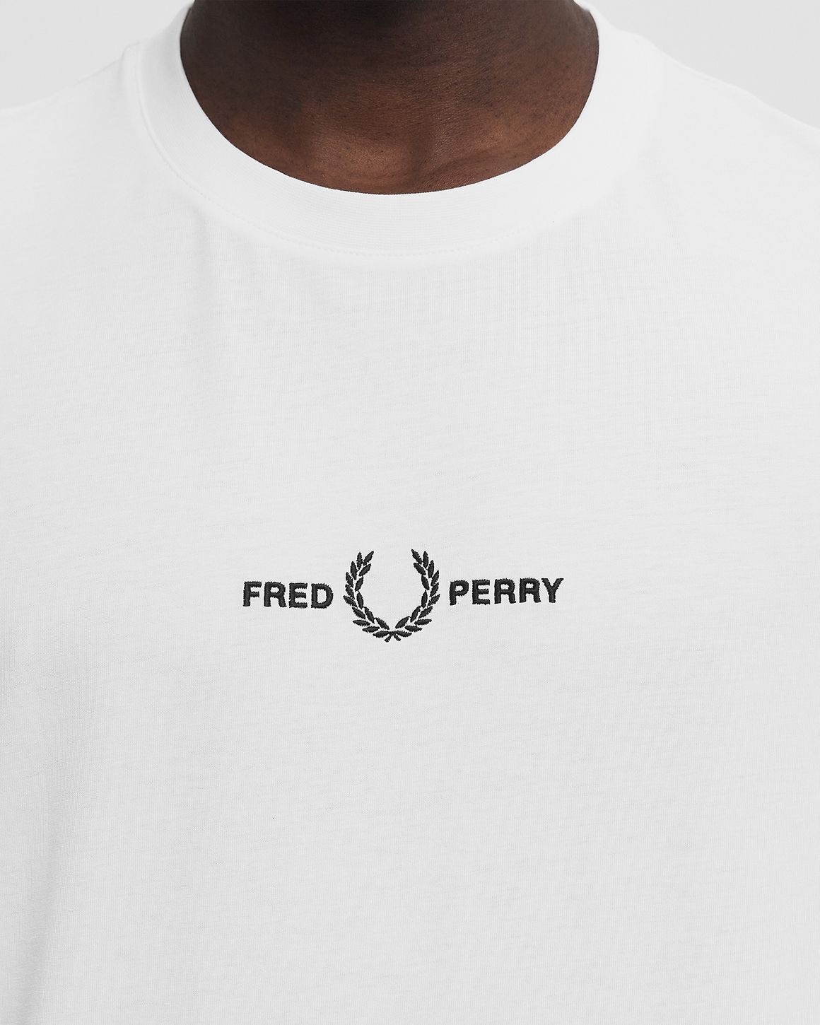 FRED PERRY☆ Embroidered T-Shirt WHITEシンプル ロゴ Fred Perry T Shirt White Mens Fred Perry
